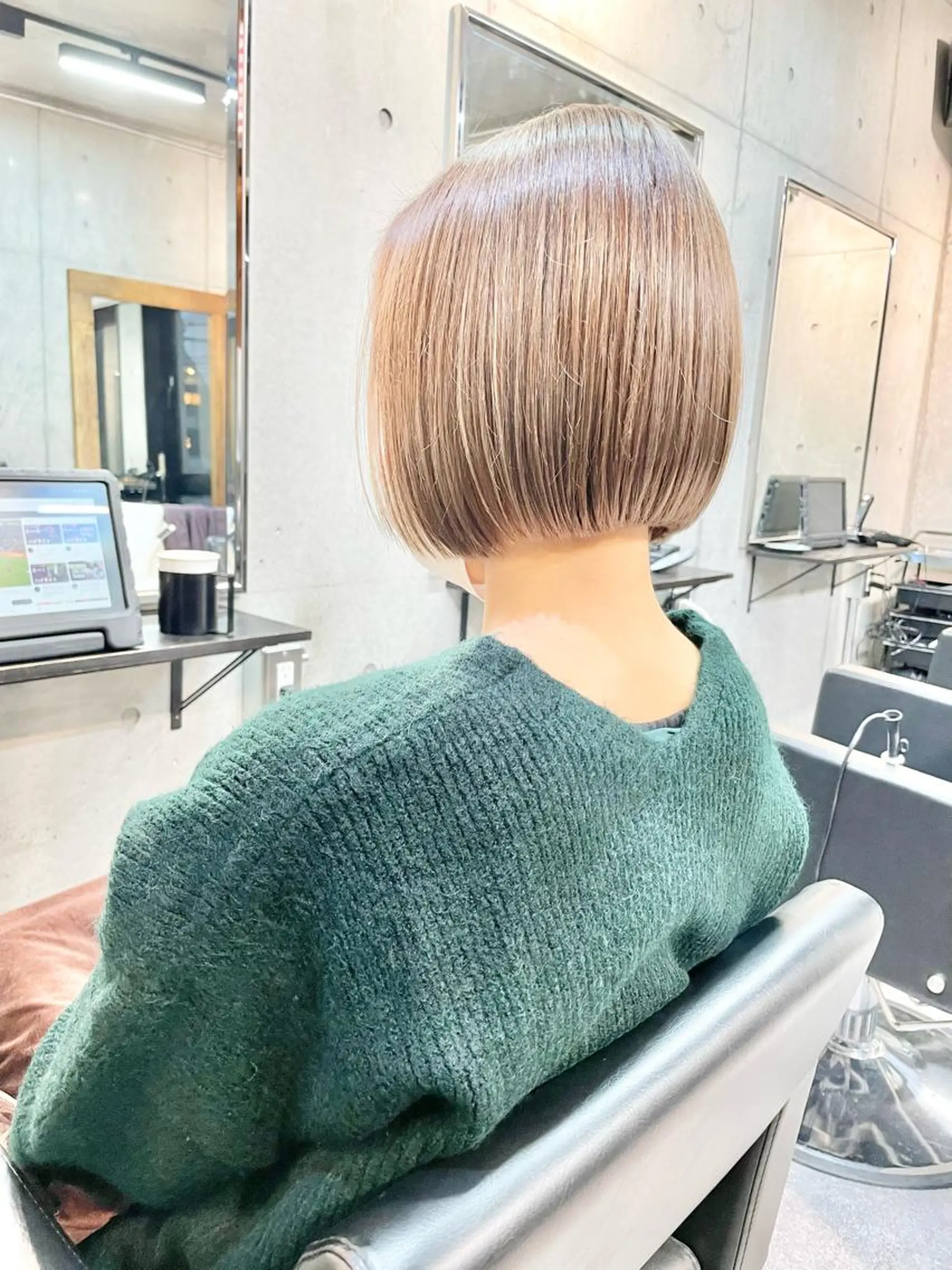 ショート ショートボブ ハンサムショート ボブ くびれヘア ハイライト カット ヘアカラー トリートメント ショートボブ髪質改善 縮毛矯正のプロ山道潤のヘアスタイル