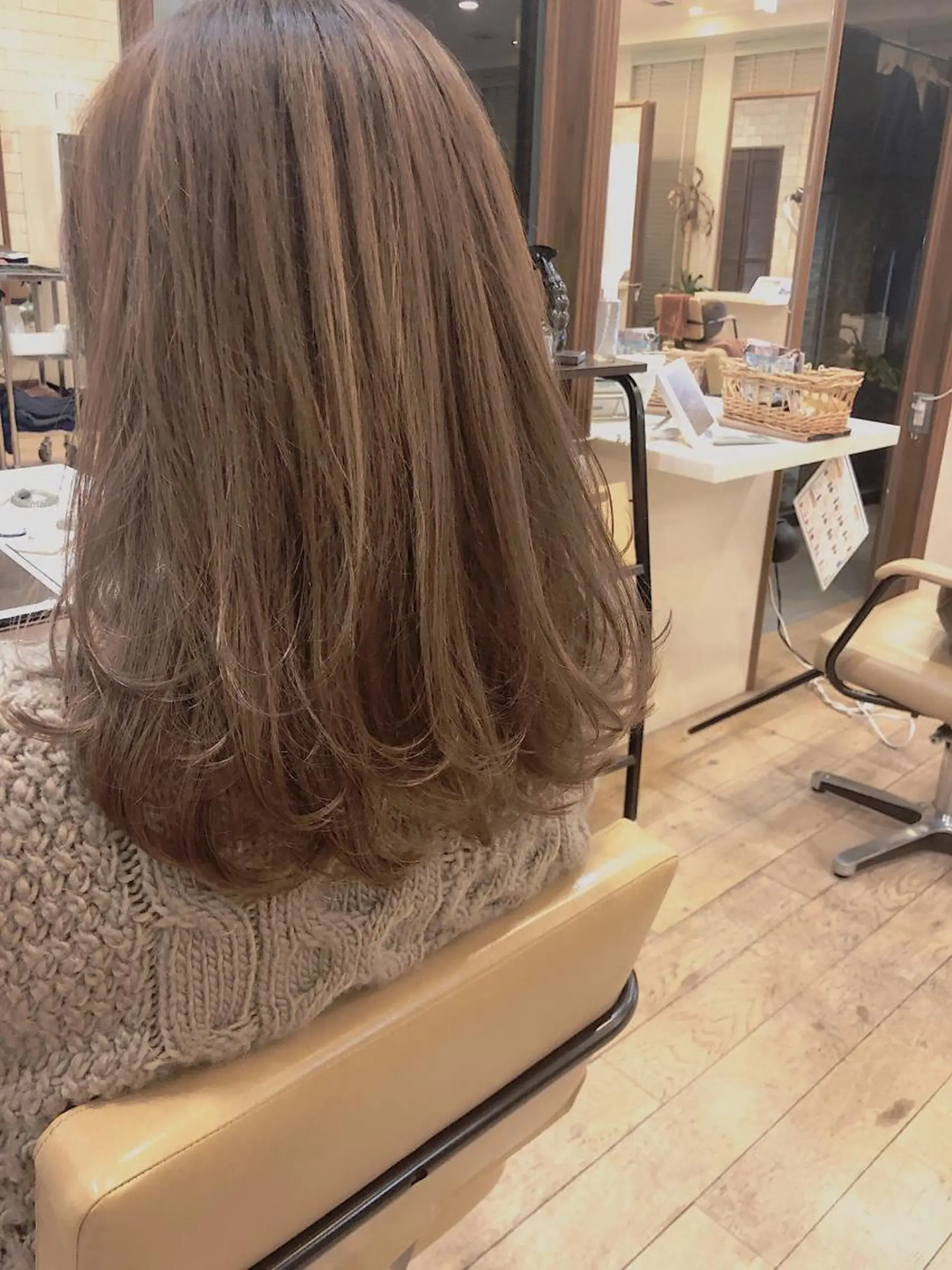 セミロング 韓国ヘア🇰🇷髪質 改善たけるのヘアスタイル