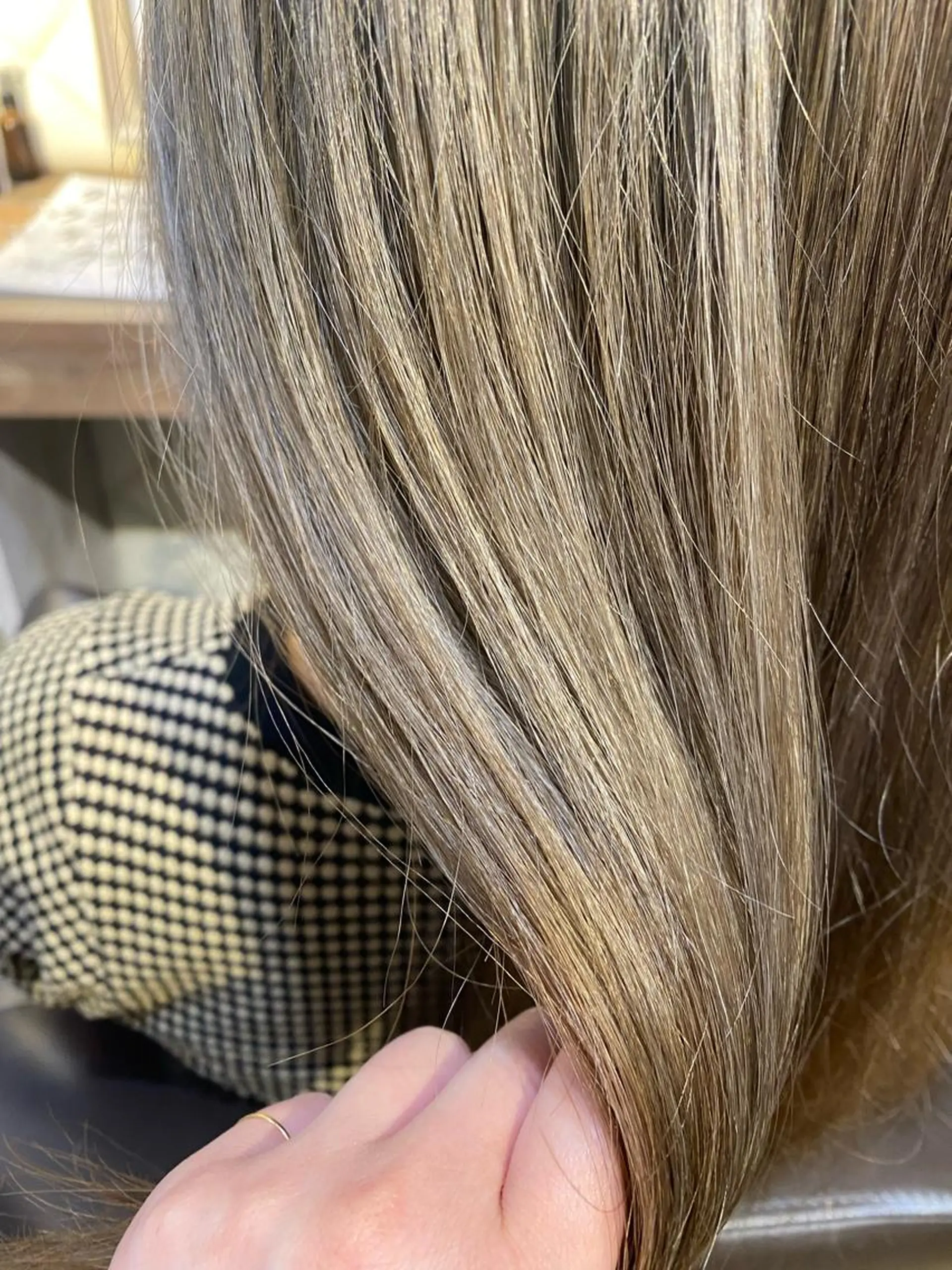 ロング utsumi uran 吉祥寺のヘアスタイル