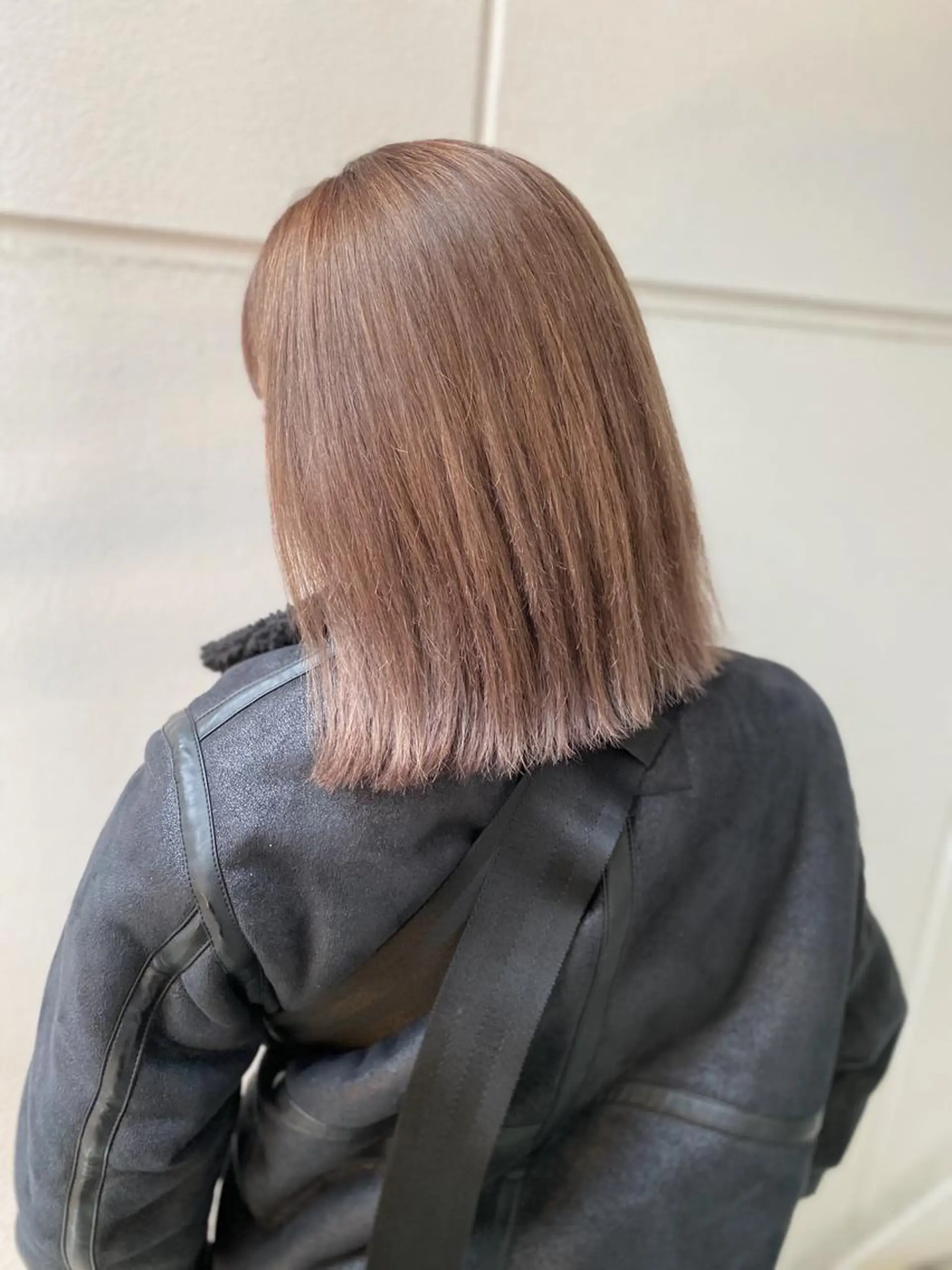 ミディアム カラー ヘアアレンジ ピンクカラー ヘアカラー トリートメント 縮毛矯正 髪質改善寺坂雄飛💐のヘアスタイル