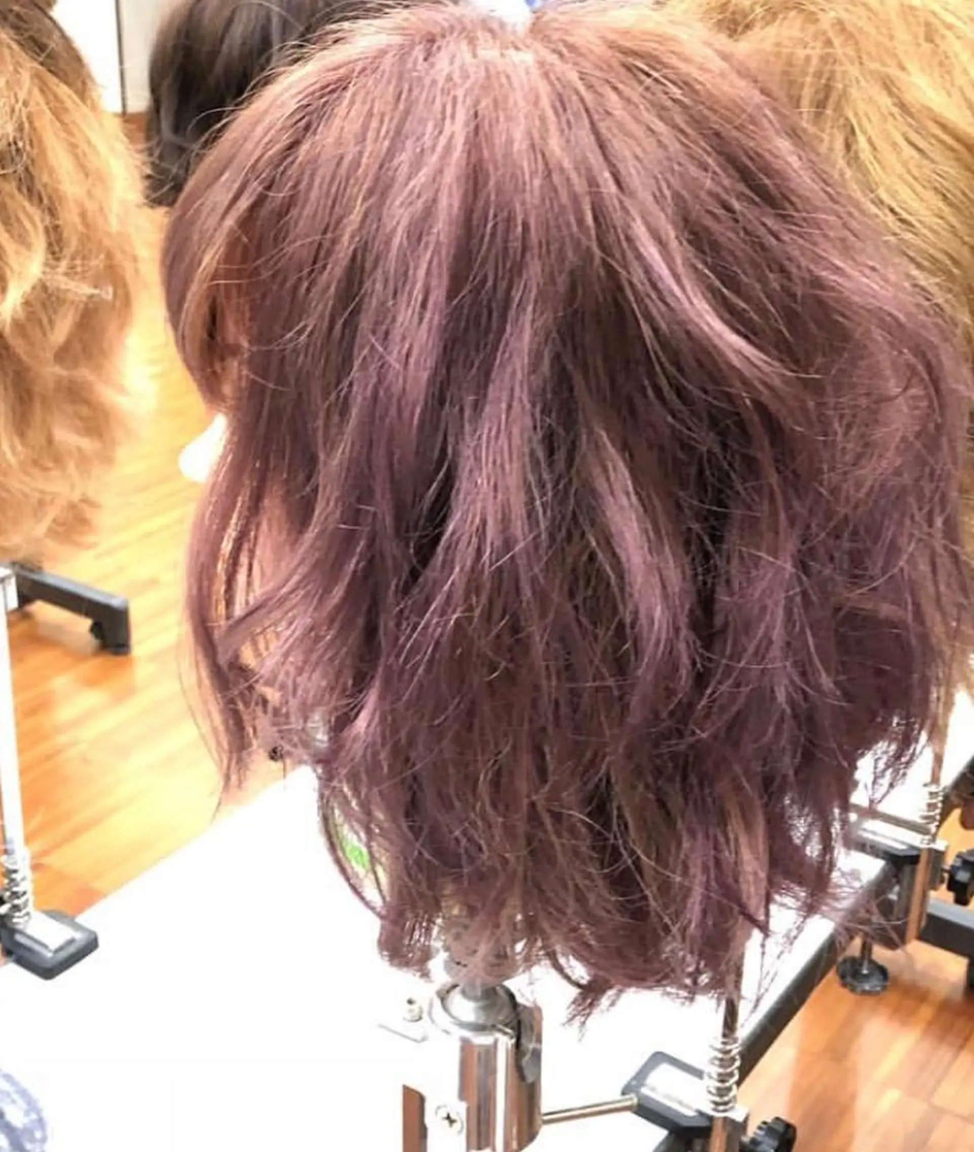 ミディアム ハイライト 学生 sand yokohama所属・期間限定無料カット まつきのヘアスタイル