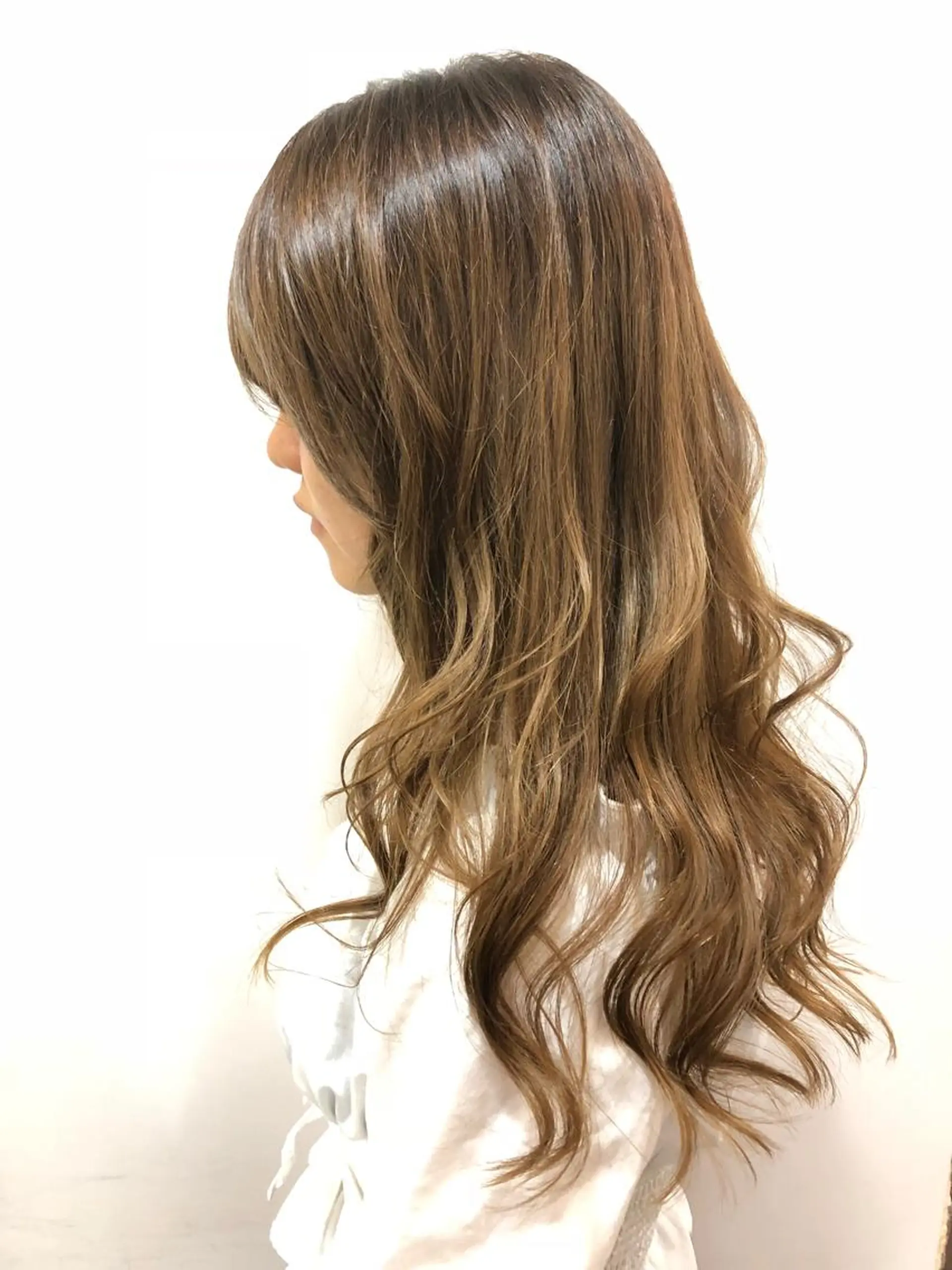 ロング カラー アッシュ ベージュカラー イルミナカラー 外国人風カラー 高橋 隆一のヘアスタイル
