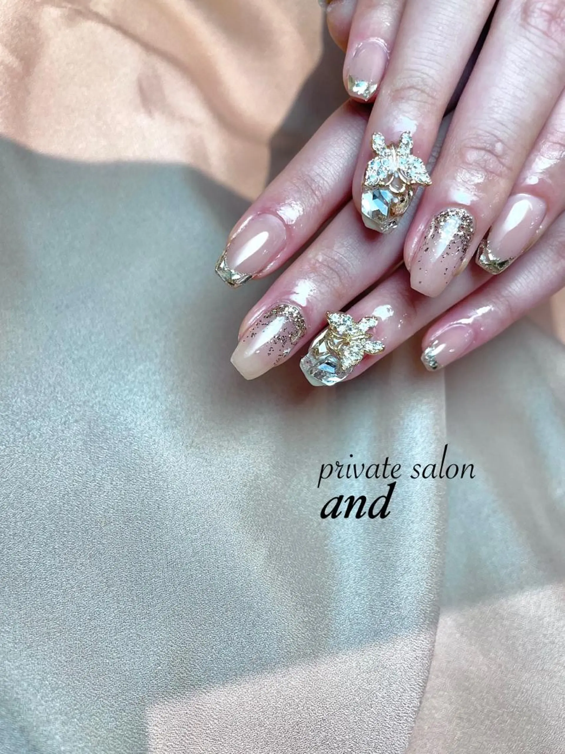 ネイル 土屋 智子のネイルデザイン