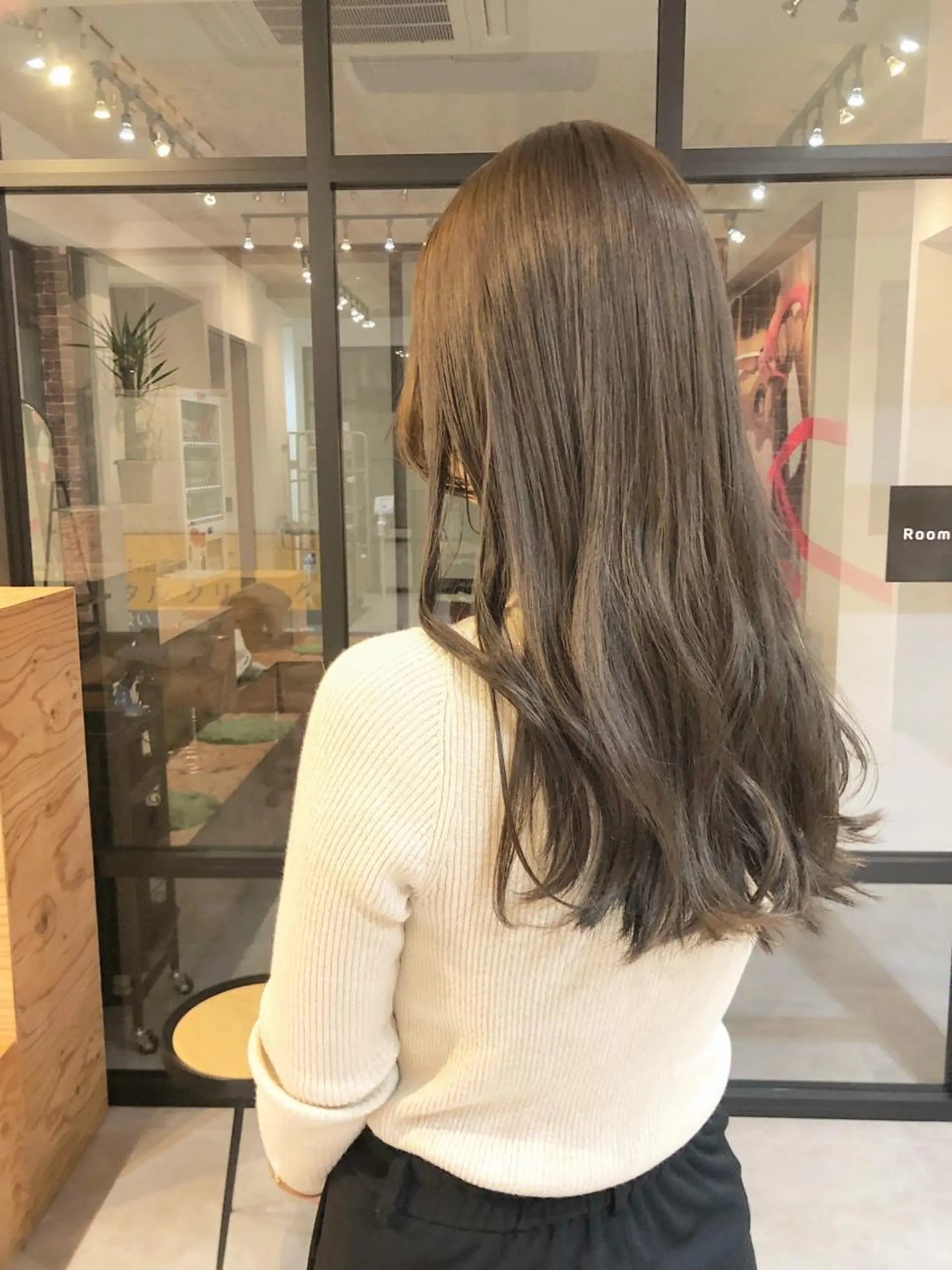 ロング カラー 透明感カラー グレージュ ラベンダーカラー ラベンダーグレージュ ラベンダーグレー 顔まわり職人🇰🇷 韓国ヘア/KAITOのヘアスタイル