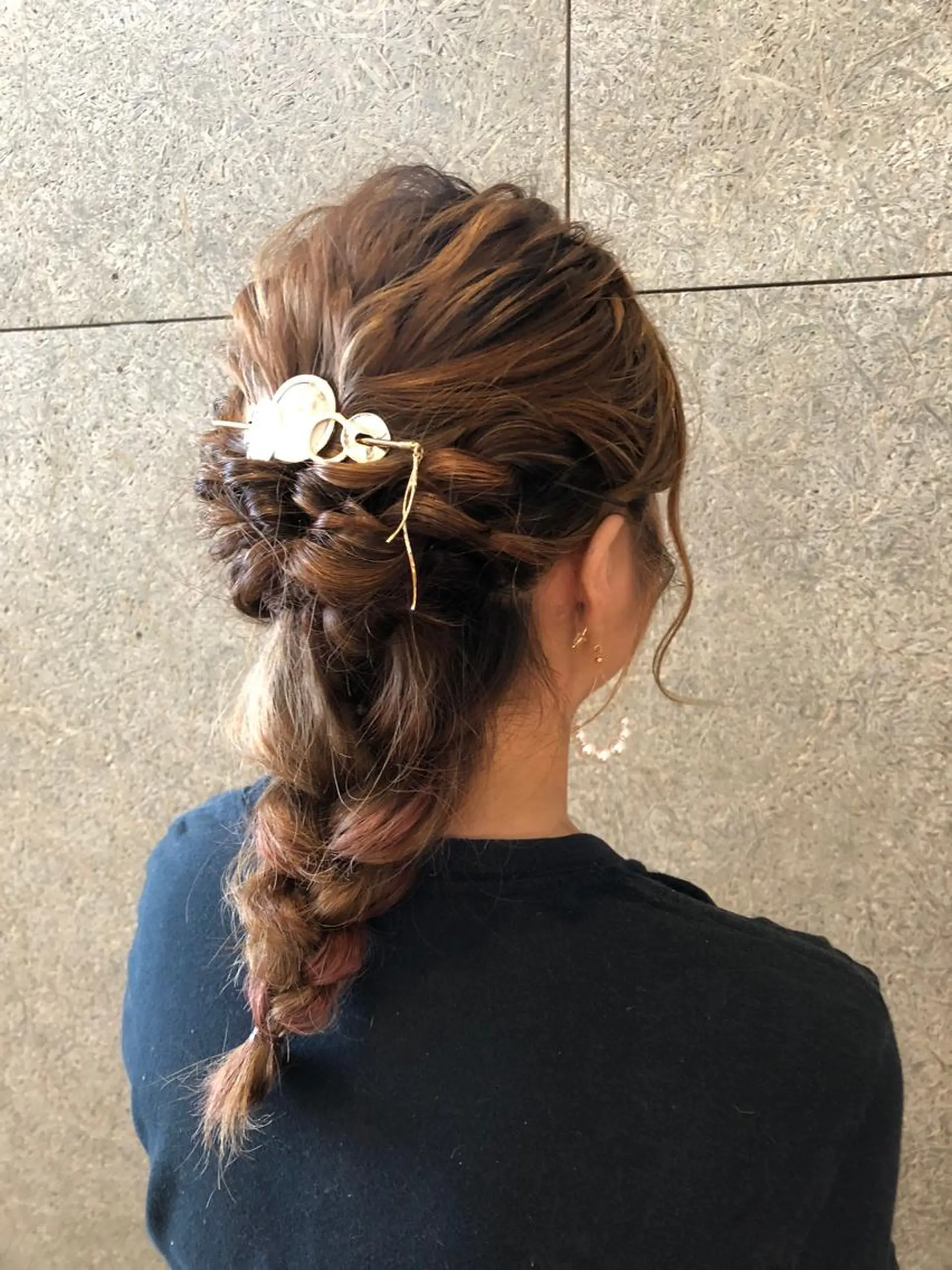 セミロング ヘアアレンジ 川越 輝梨奈のヘアスタイル