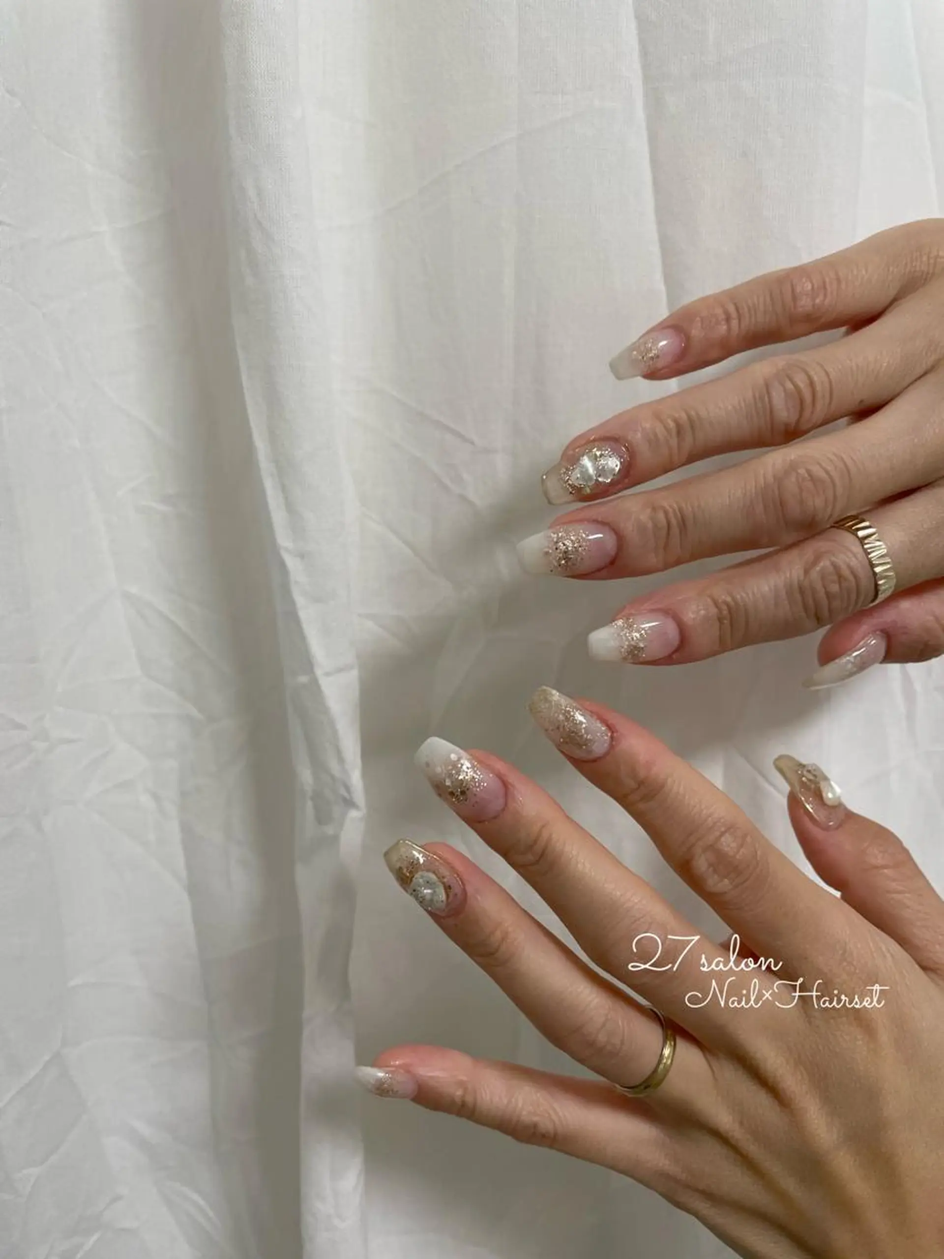 ネイル グラデーション ラメ(グリッター) ラメグラデーション ホワイト 27salon yuinaのネイルデザイン