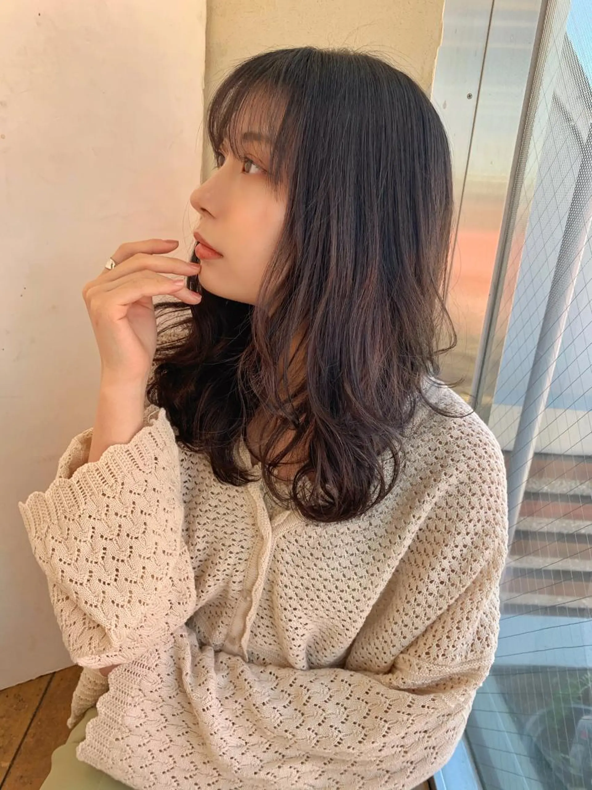 ロング カラー パーマ 顔周りカット 韓国風ヘア レイヤーカット カット ヘアカラー トリートメント 藤間 帆乃夏（とうまほのかのヘアスタイル