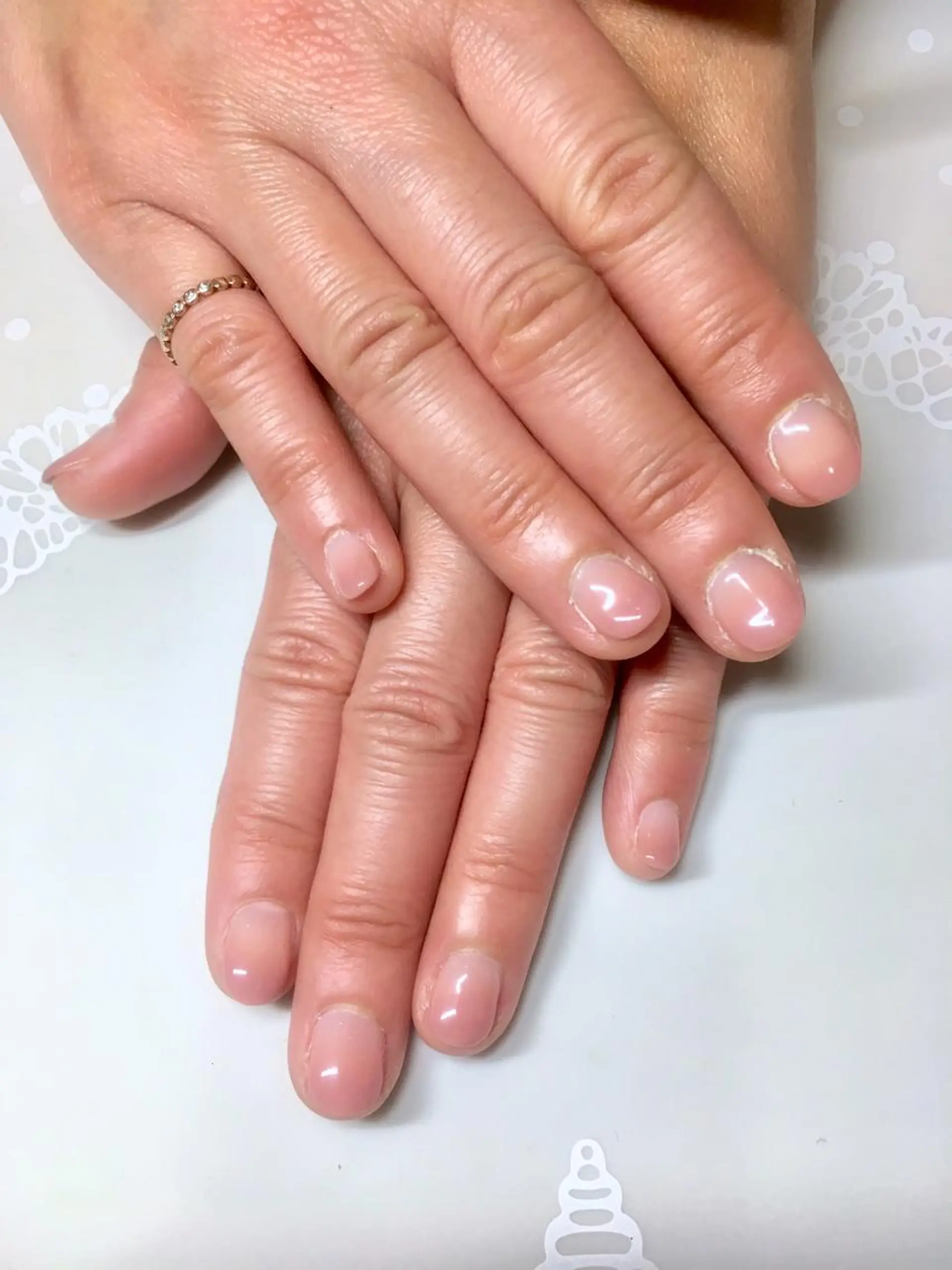 ネイル 新宿ネイルサロン ジェミディローサのネイルデザイン