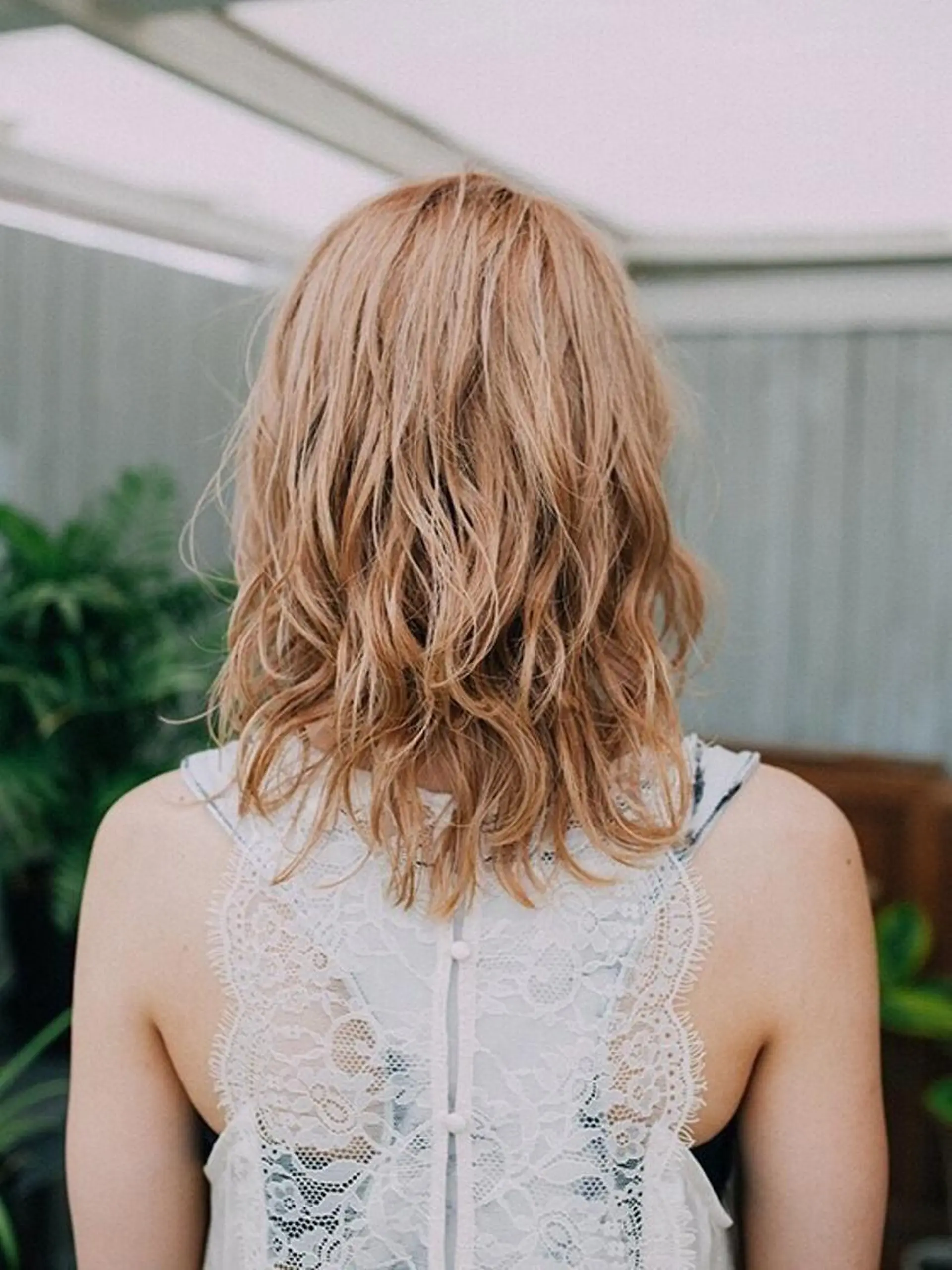 ミディアム カラー パーマ カット トリートメント 白髪ぼかしハイライト 柳川拓哉のヘアスタイル