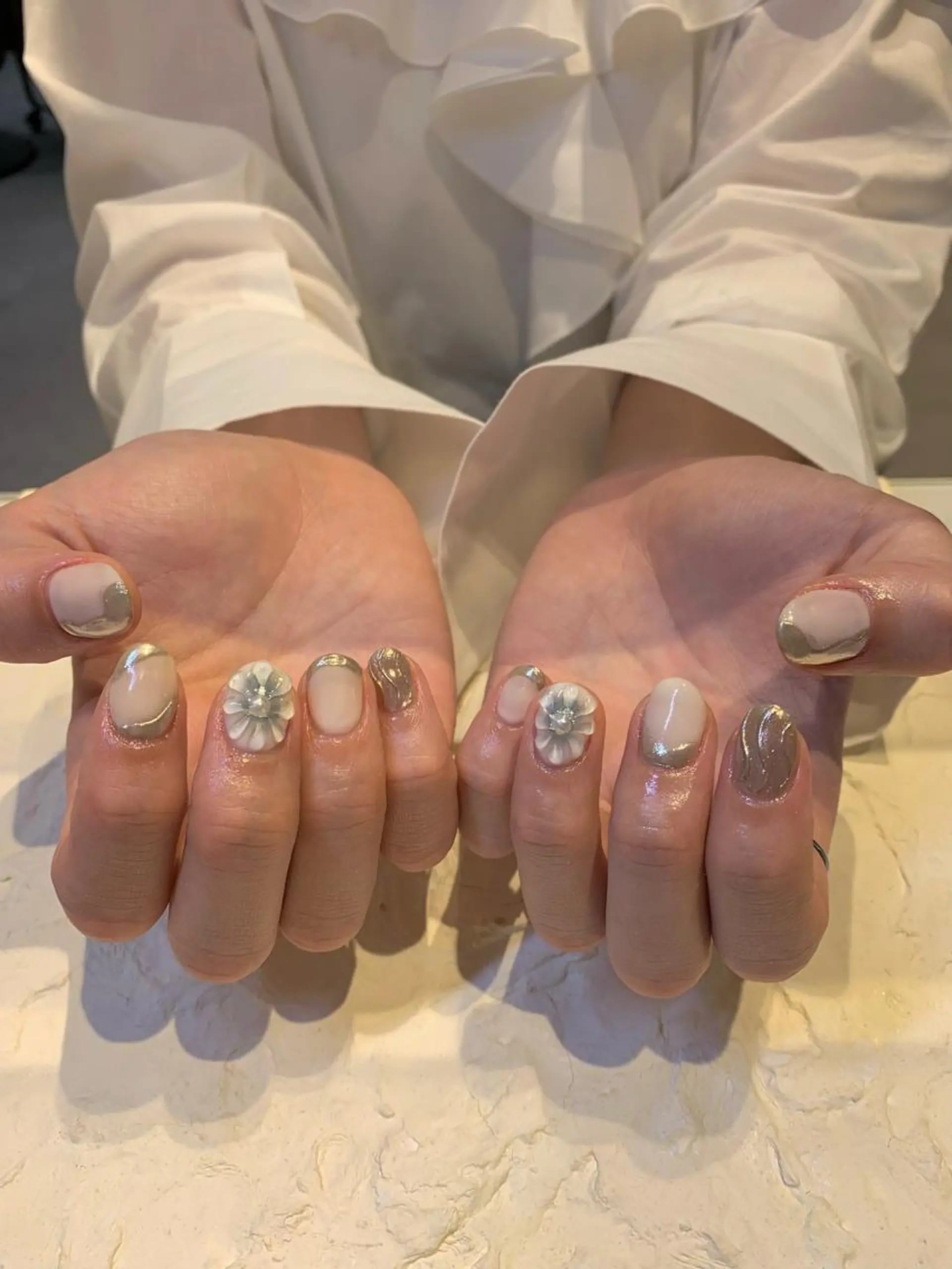 ネイル ぷっくりネイル マキノ ユイのネイルデザイン