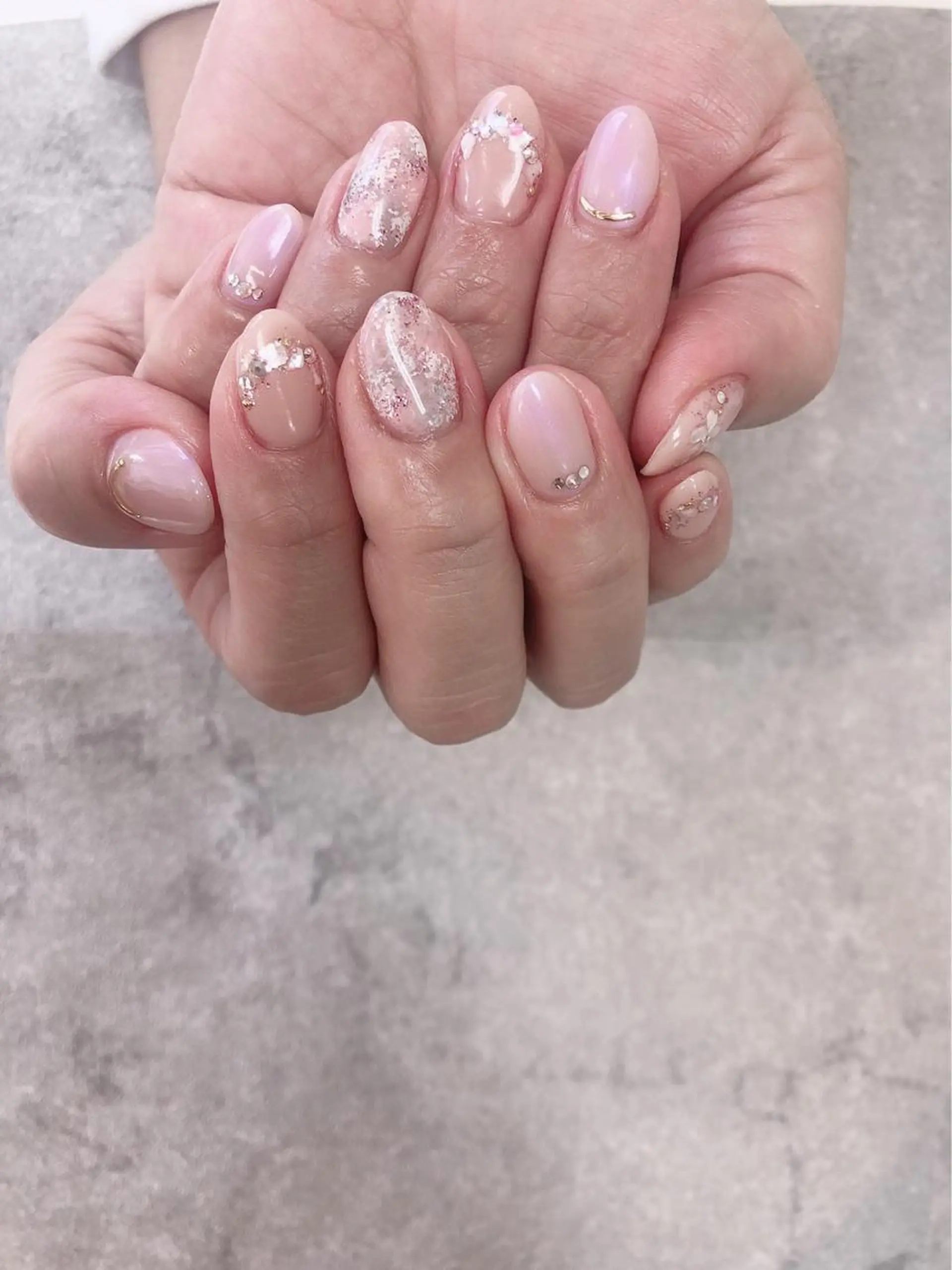 ネイル おそろいネイル ニュアンスネイル ピンク ハンドネイル ハンドケア FASTNAIL PLUS 新宿店のネイルデザイン