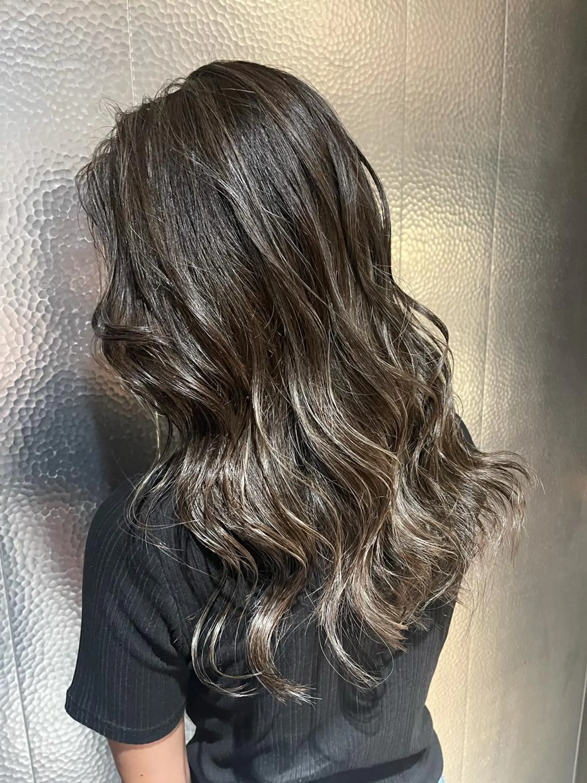 カラー Vale YUSUKEのヘアスタイル