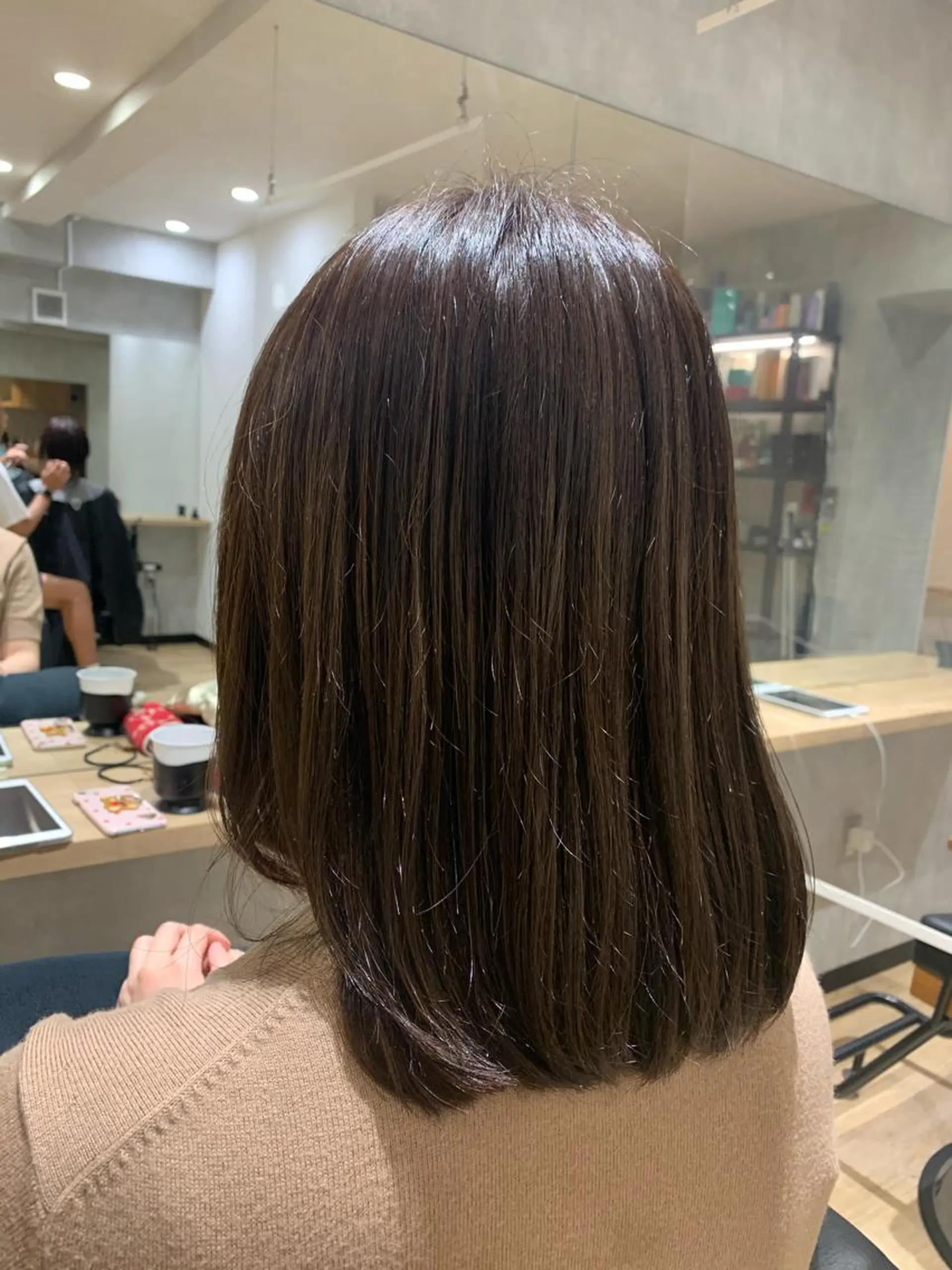 セミロング カラー エンドウ　ミノリ🤎 /半個室/レイヤーのヘアスタイル