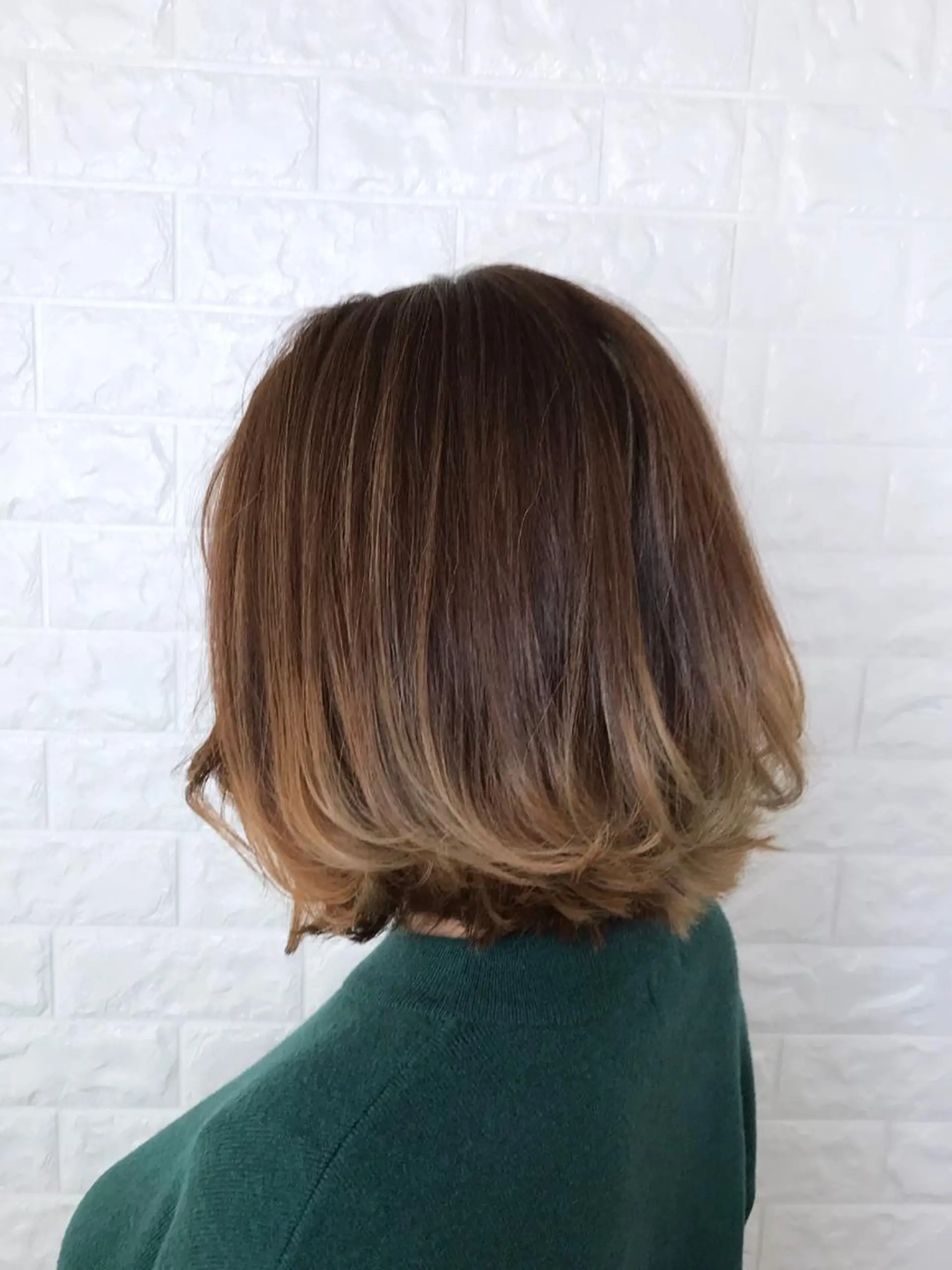 ミディアム カラー ブリーチ ケアブリーチ 透明感カラー グラデーションカラー ハイライトカラー エイジングケア特化 美容師✂️山崎竜二のヘアスタイル