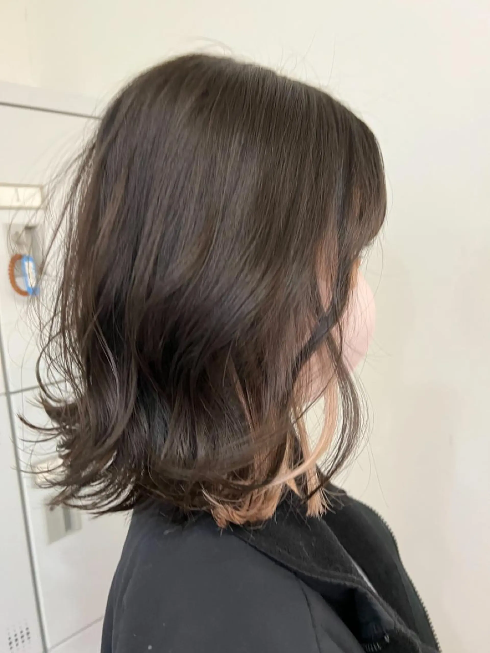 ミディアム カラー リルウヘアー 天王寺のヘアスタイル