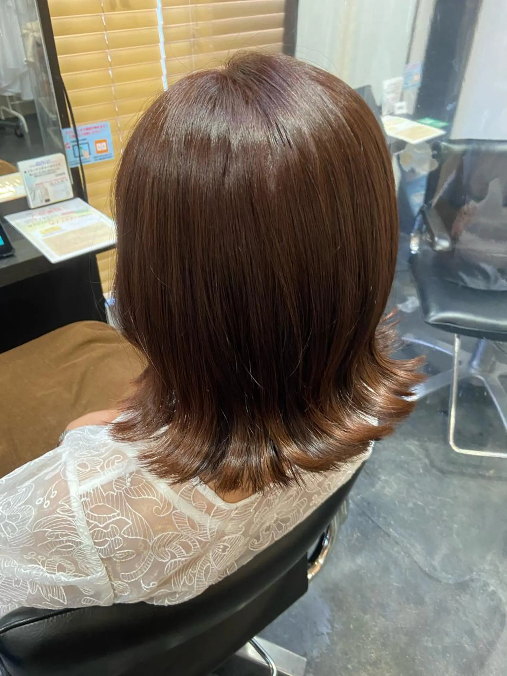 ショート カラー 久田 知奈梨のヘアスタイル