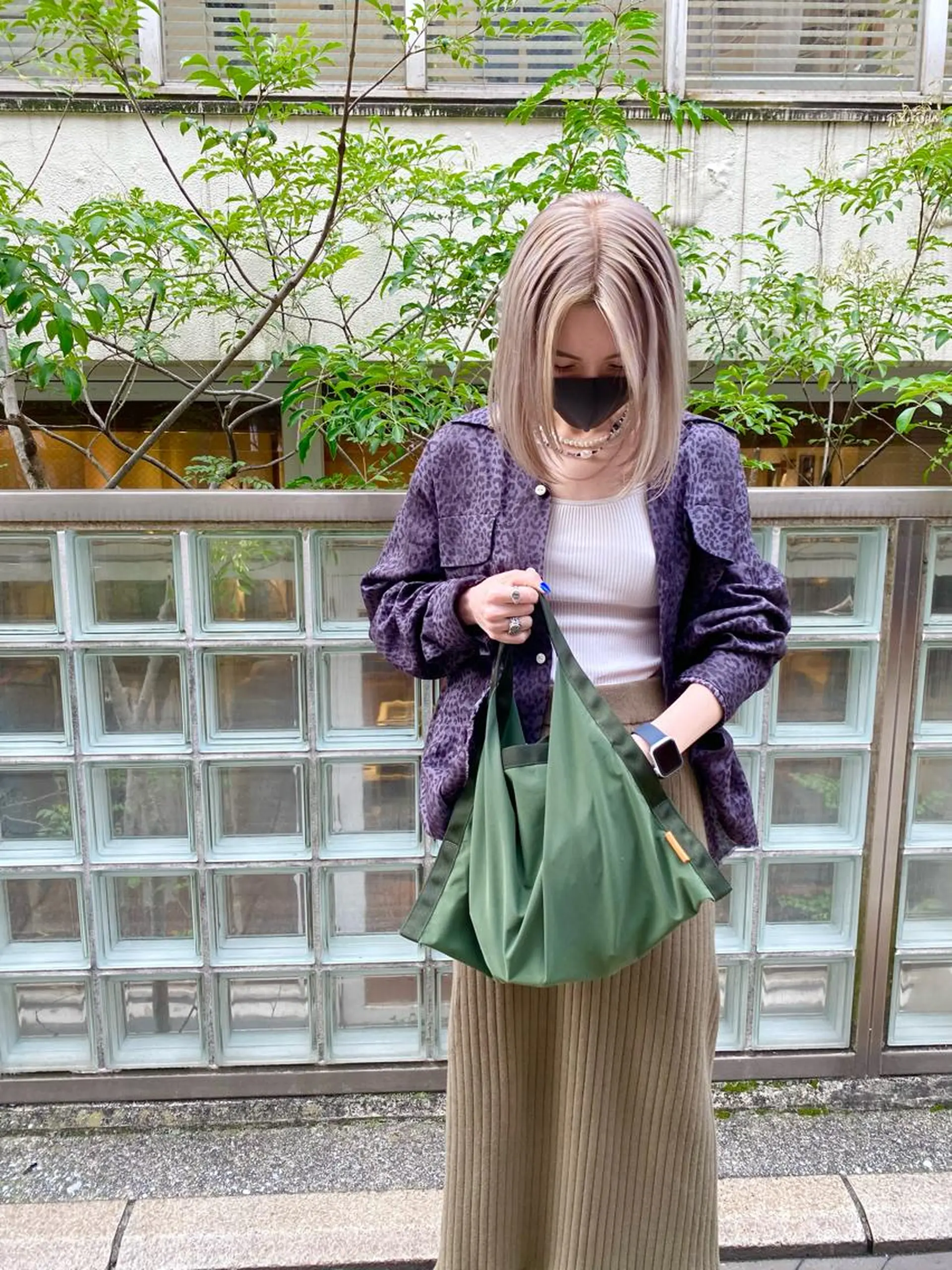 ミディアム カラー ベージュカラー ブリーチ ケアブリーチ ホワイトベージュ レイヤー/パーマ /ウルフ/nabeのヘアスタイル