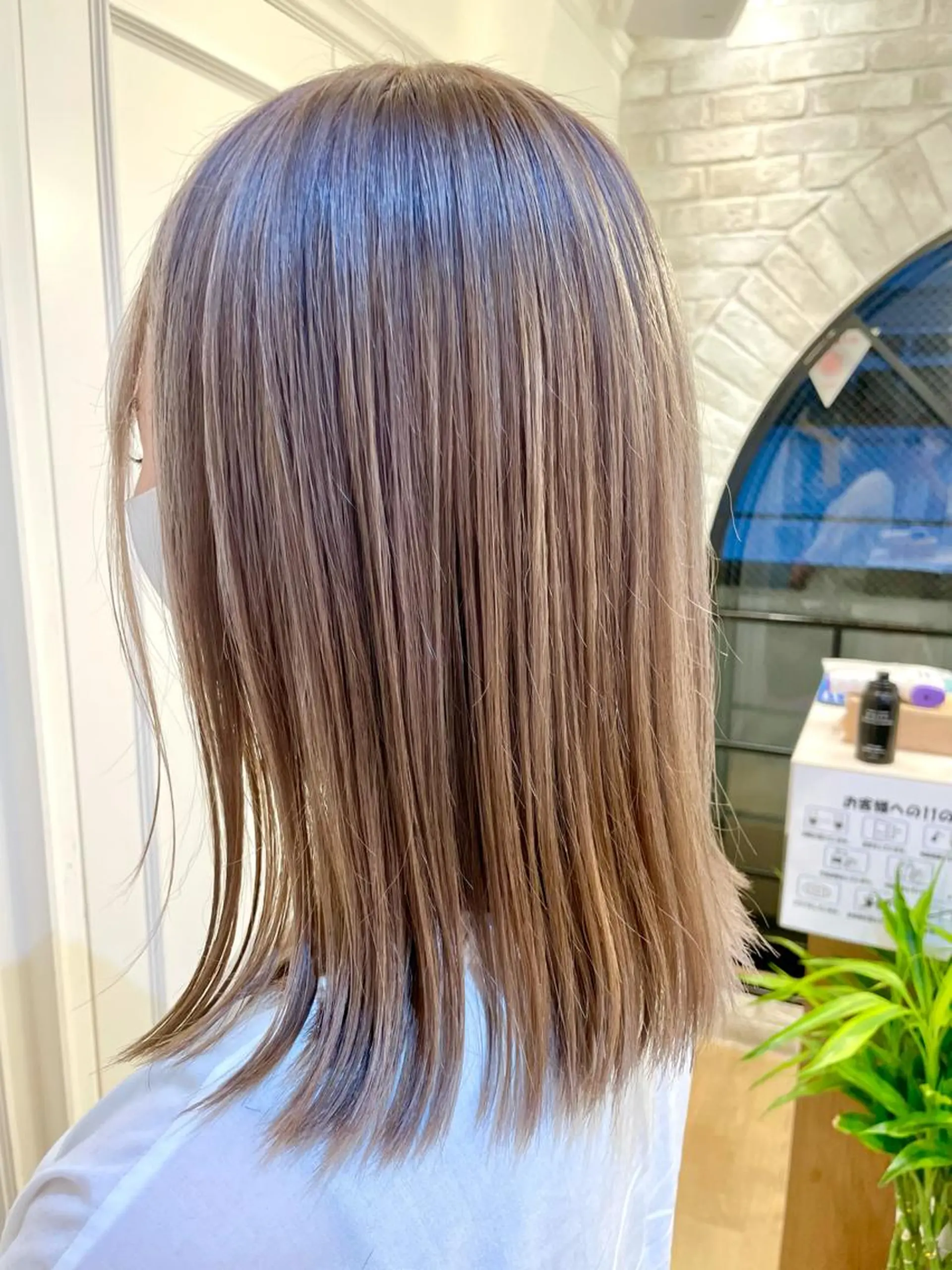 ミディアム カラー ベージュカラー ✨シルクストレート✨ 美髪髪質改善Yukiのヘアスタイル