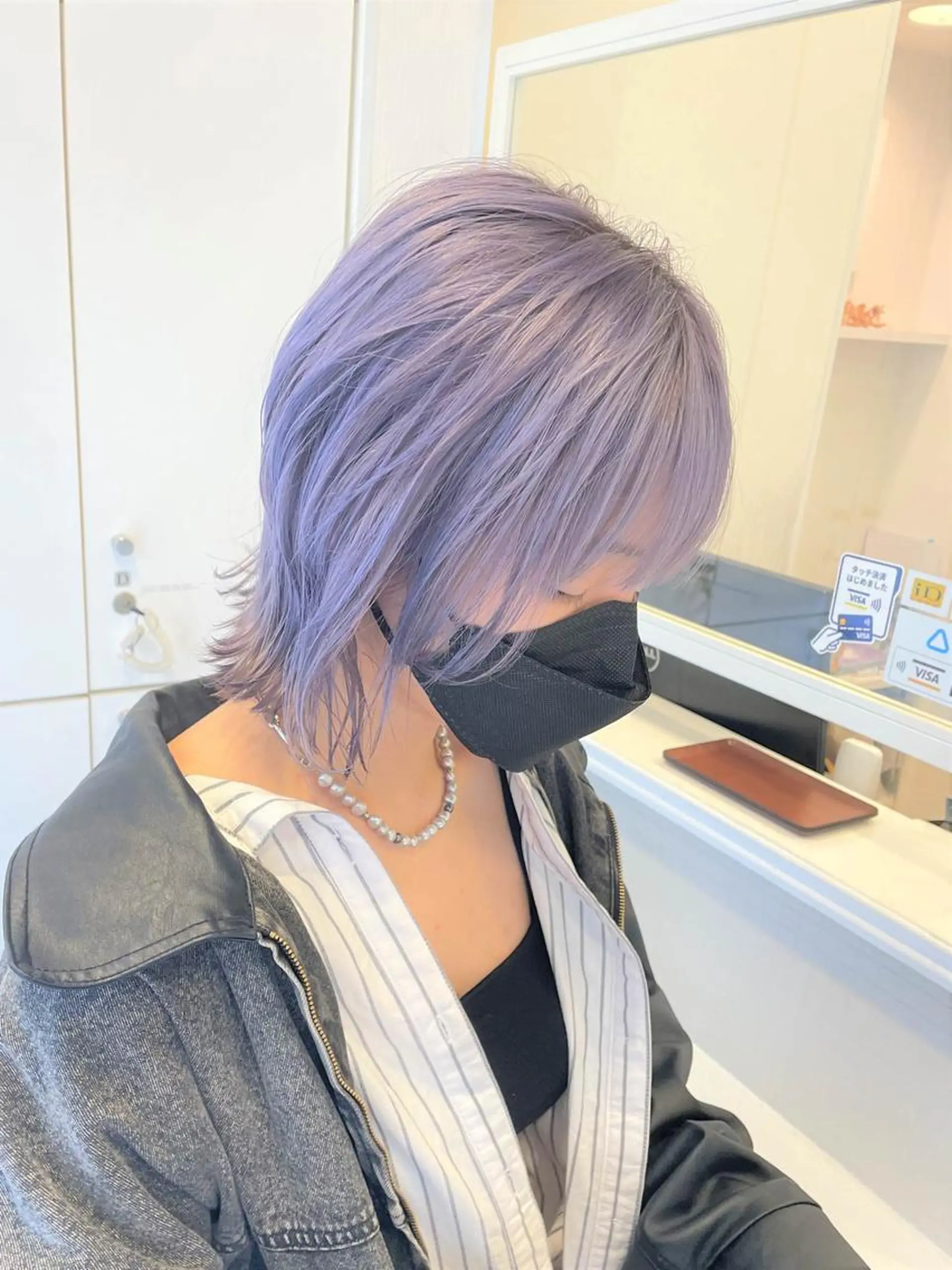 ショート カラー MIFA レイヤー／パーマのヘアスタイル