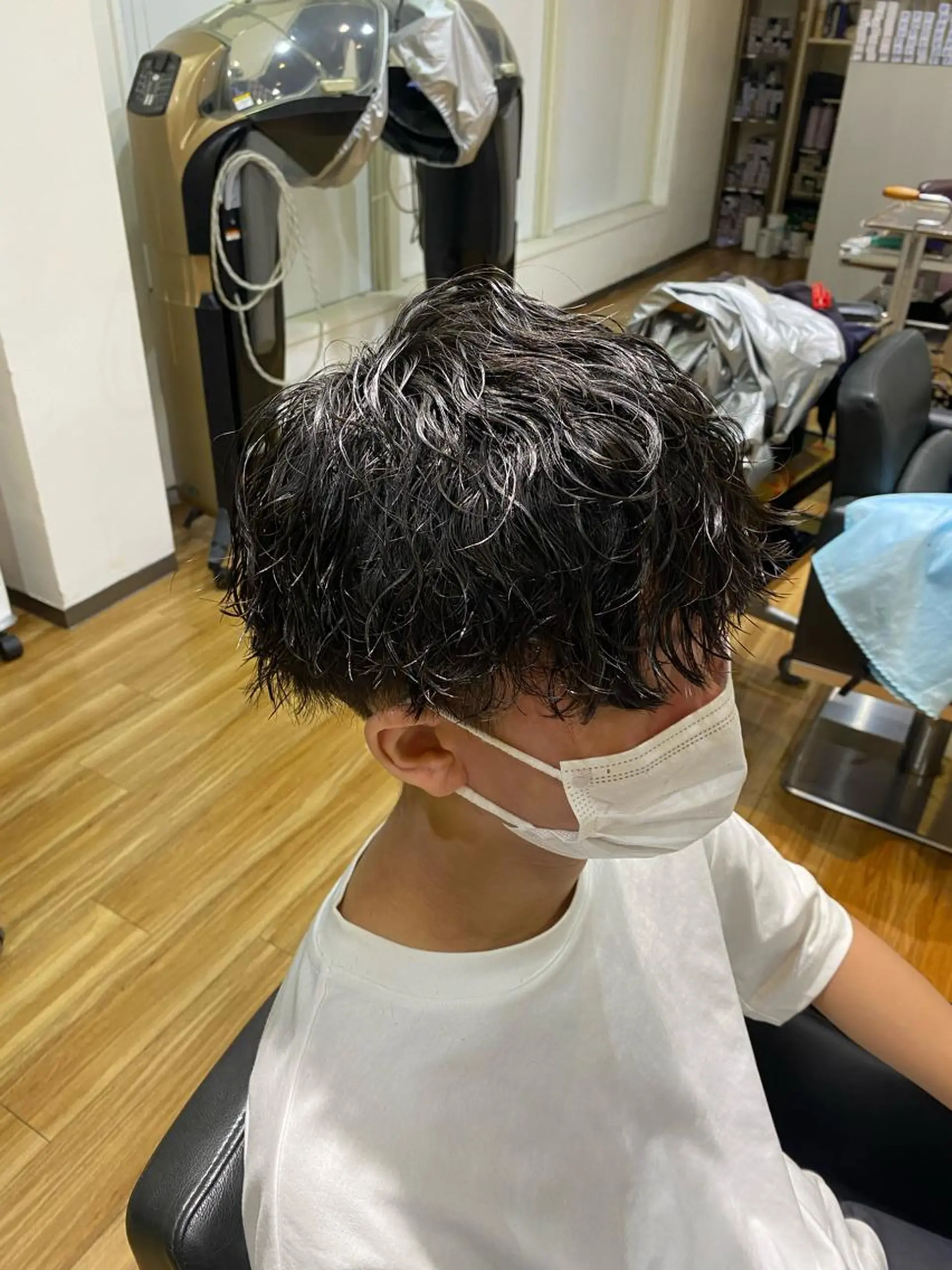 ショート メンズ メンズパーマ 波巻きパーマ 土井 祐之介のヘアスタイル