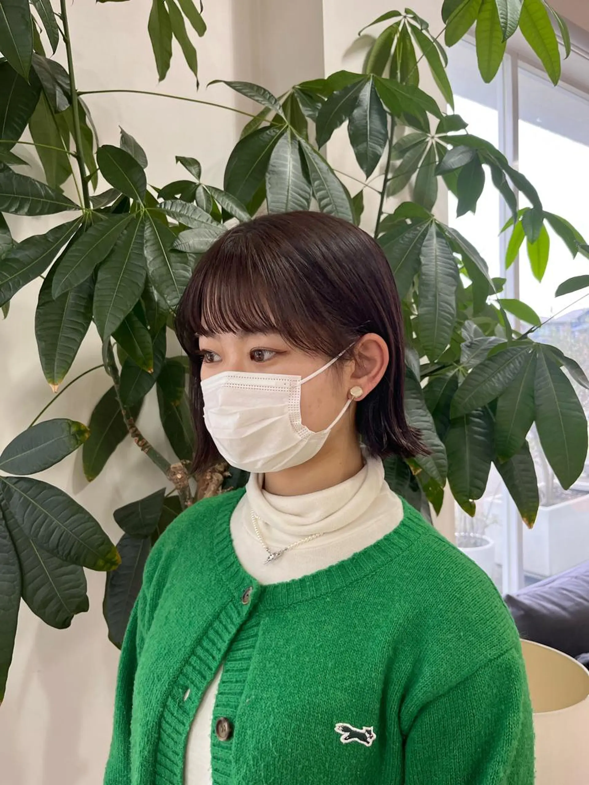 ショート ボブ 外ハネヘア 富永 美玖のヘアスタイル