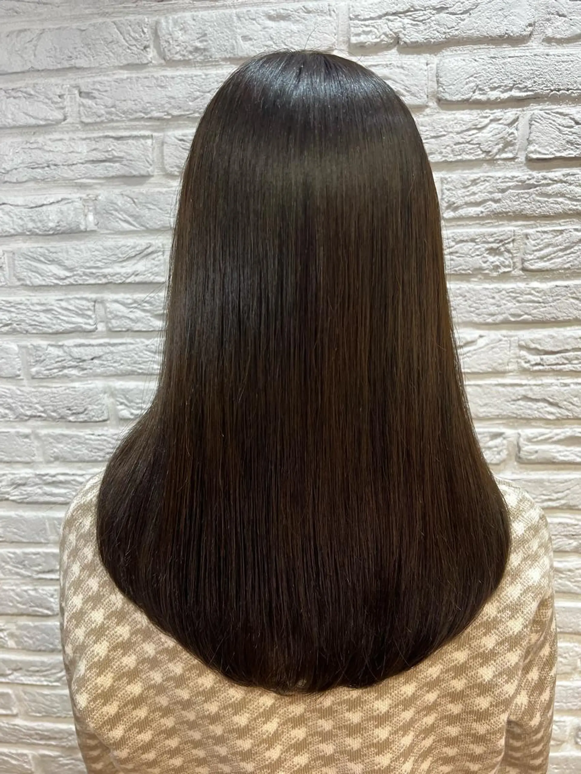 セミロング kawakita yoshinoriのヘアスタイル