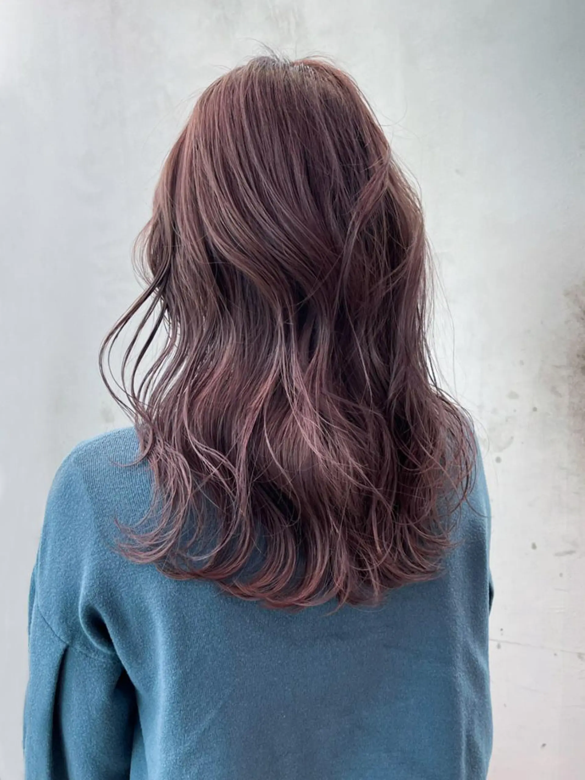 セミロング ITbyALBUM 八王子店のヘアスタイル