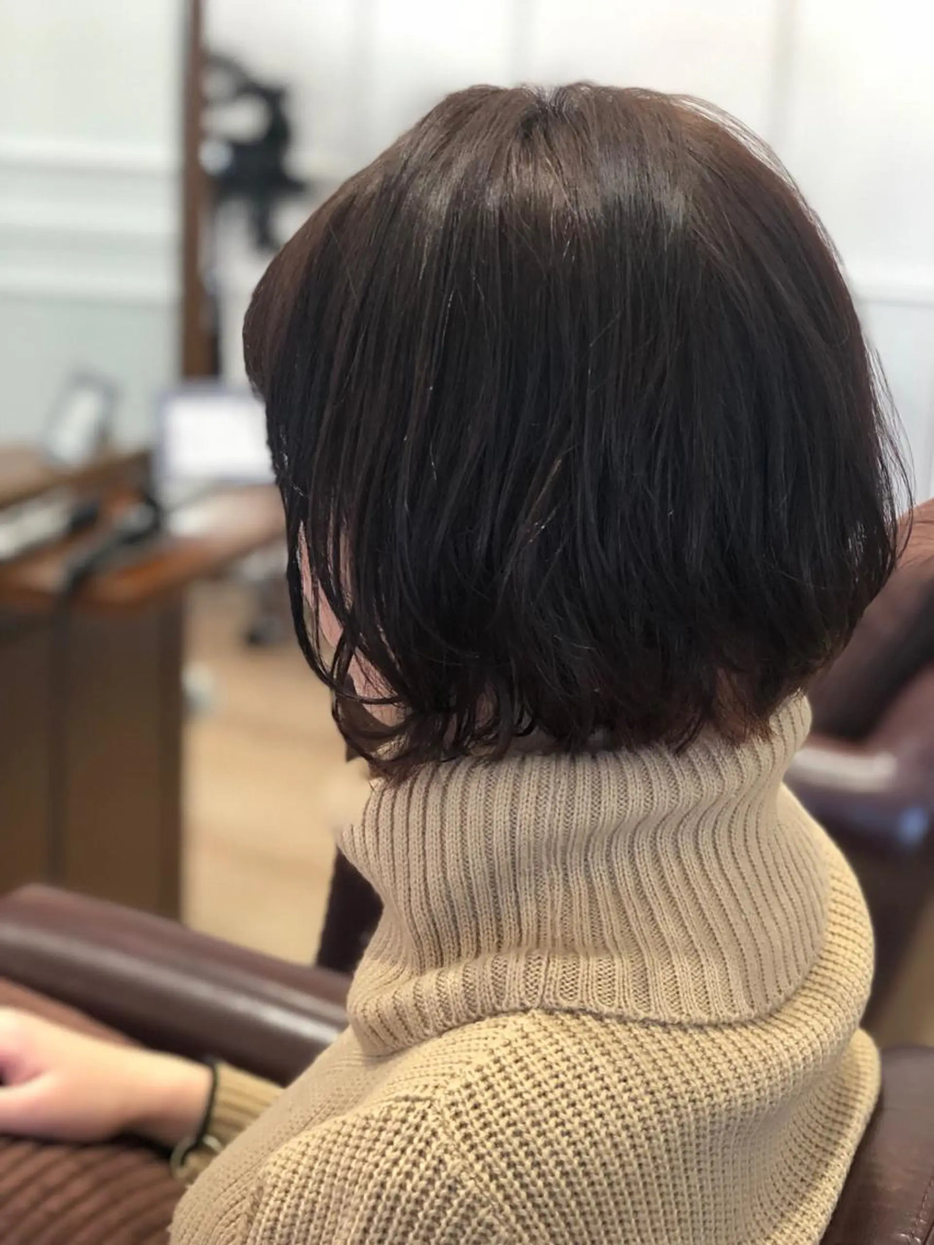 ショート カラー 新實 ゆりあのヘアスタイル