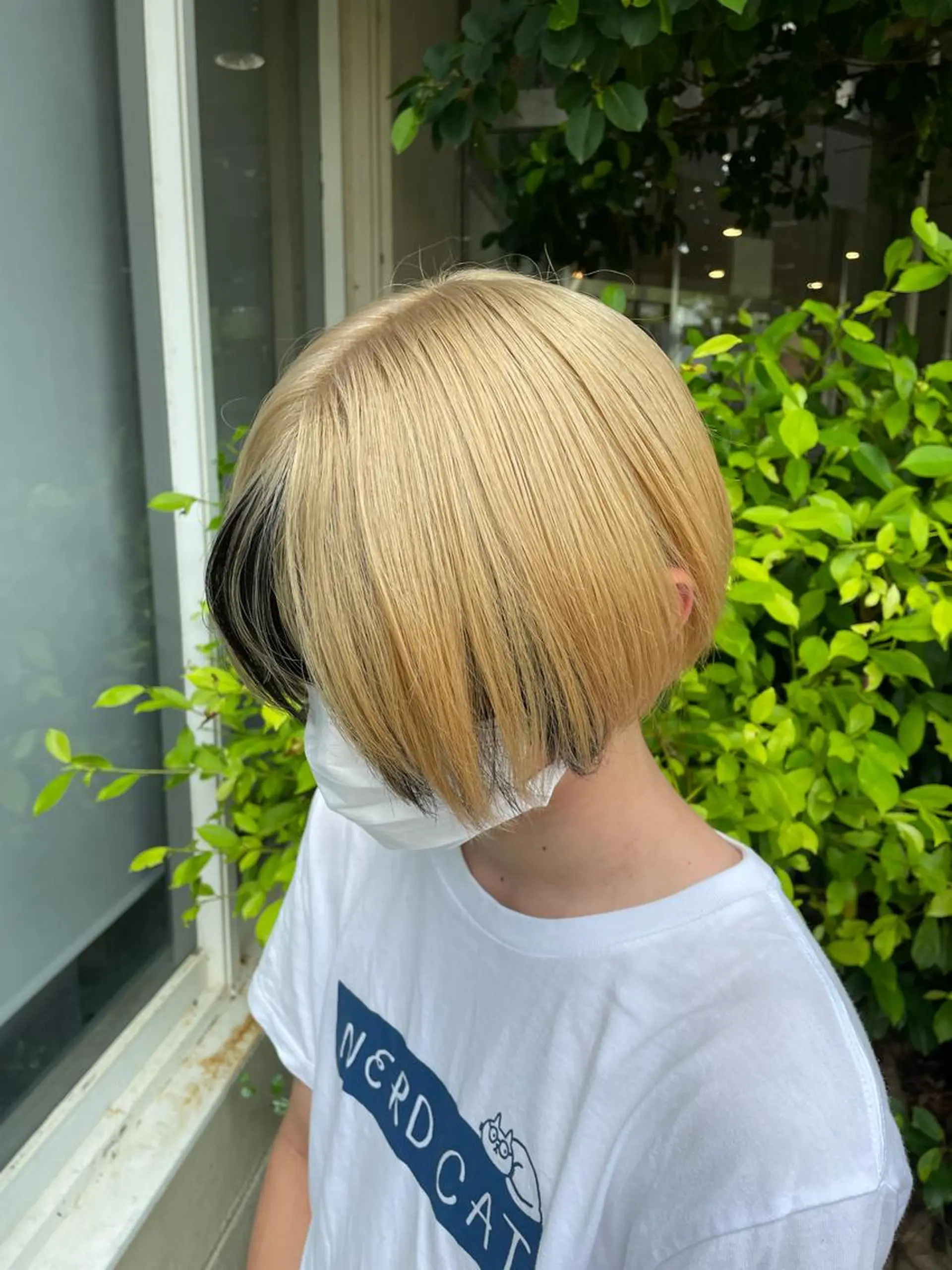 ショート カラー ブリーチ ブロンド ヘアカラー LUXBE LUCE ひなののヘアスタイル