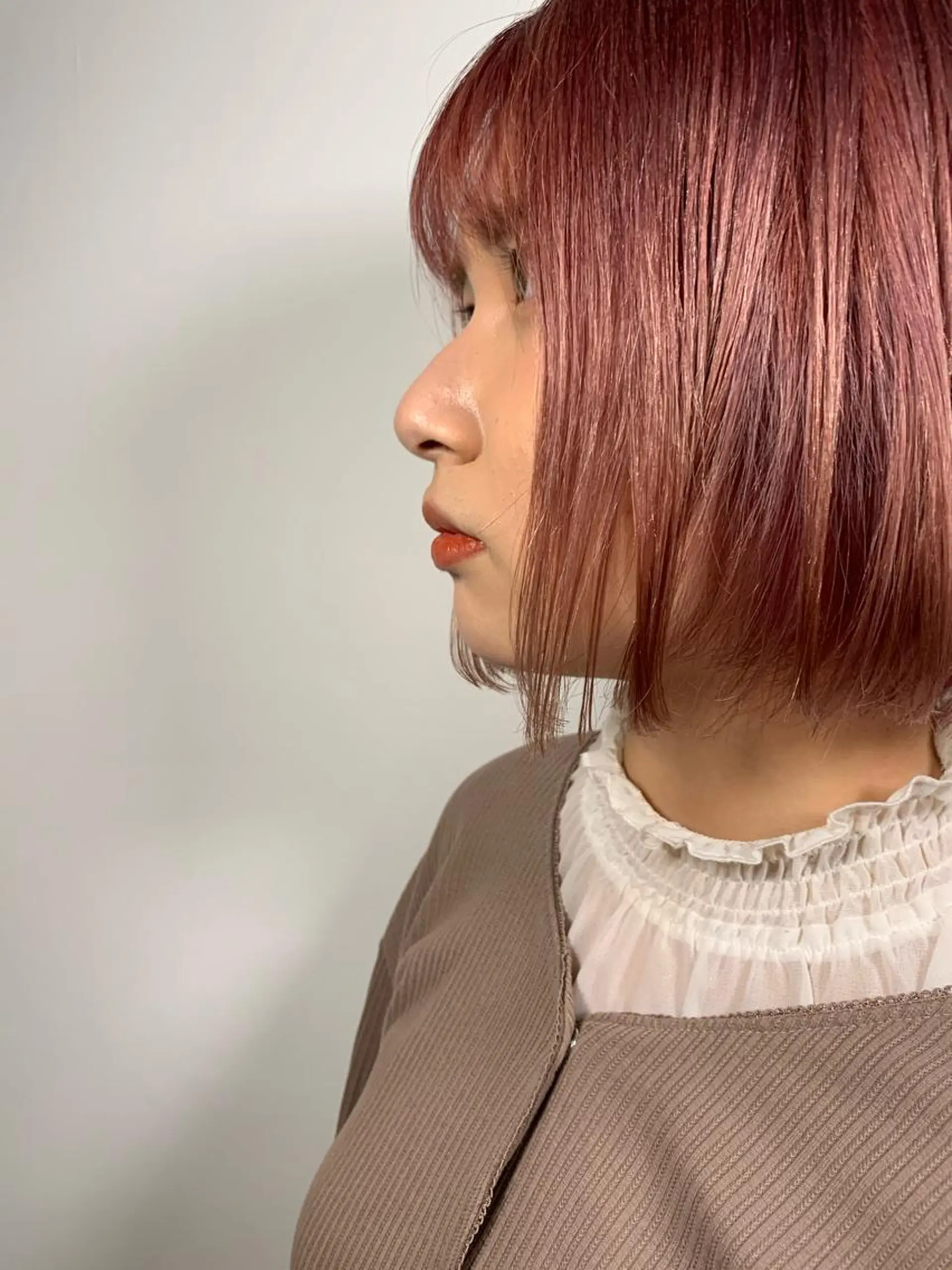 ミディアム カラー ヘアカラー トリートメント よしだ とおいのヘアスタイル