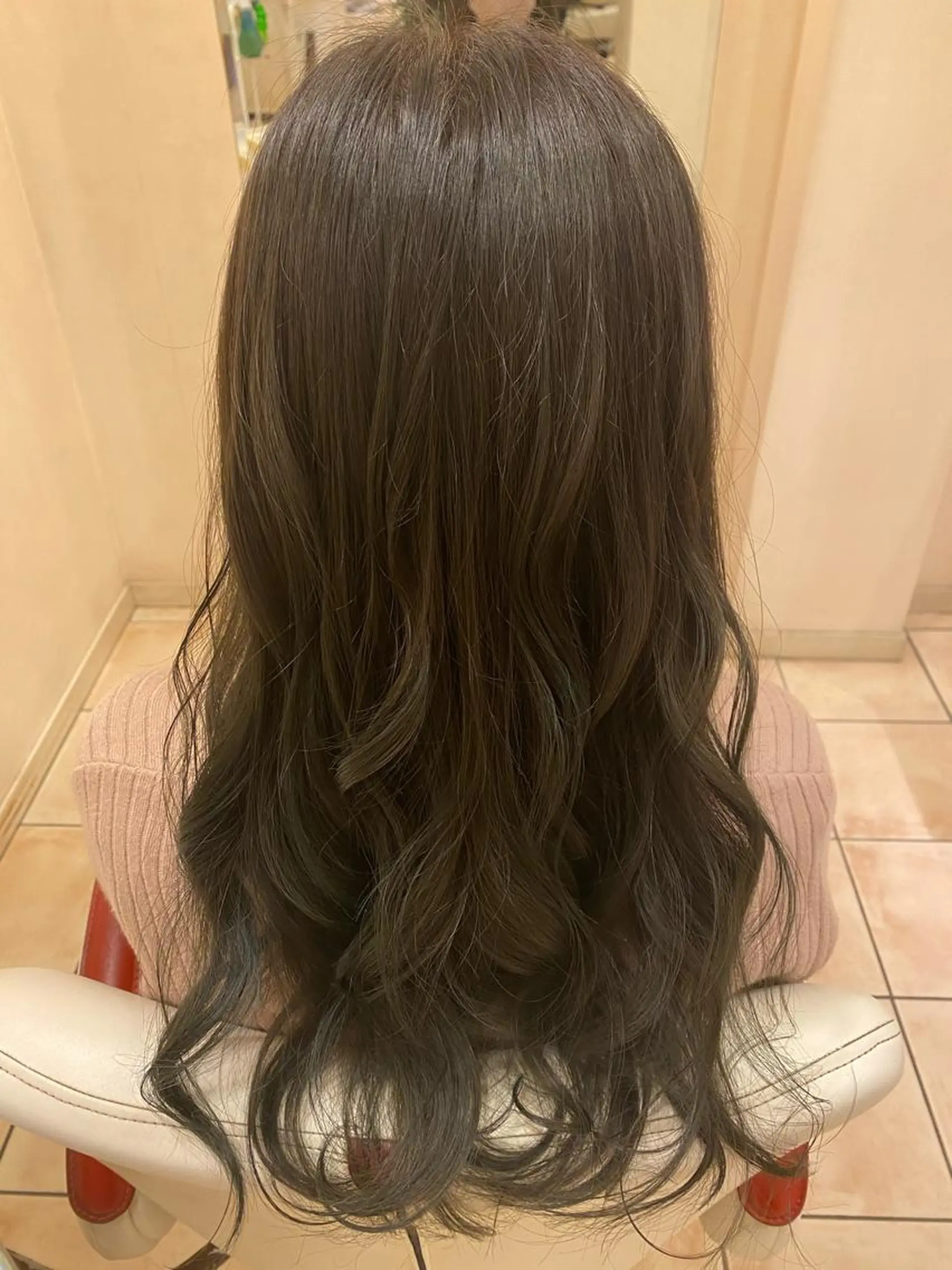 ロング カラー カット ヘアカラー 斎藤 彩香のヘアスタイル