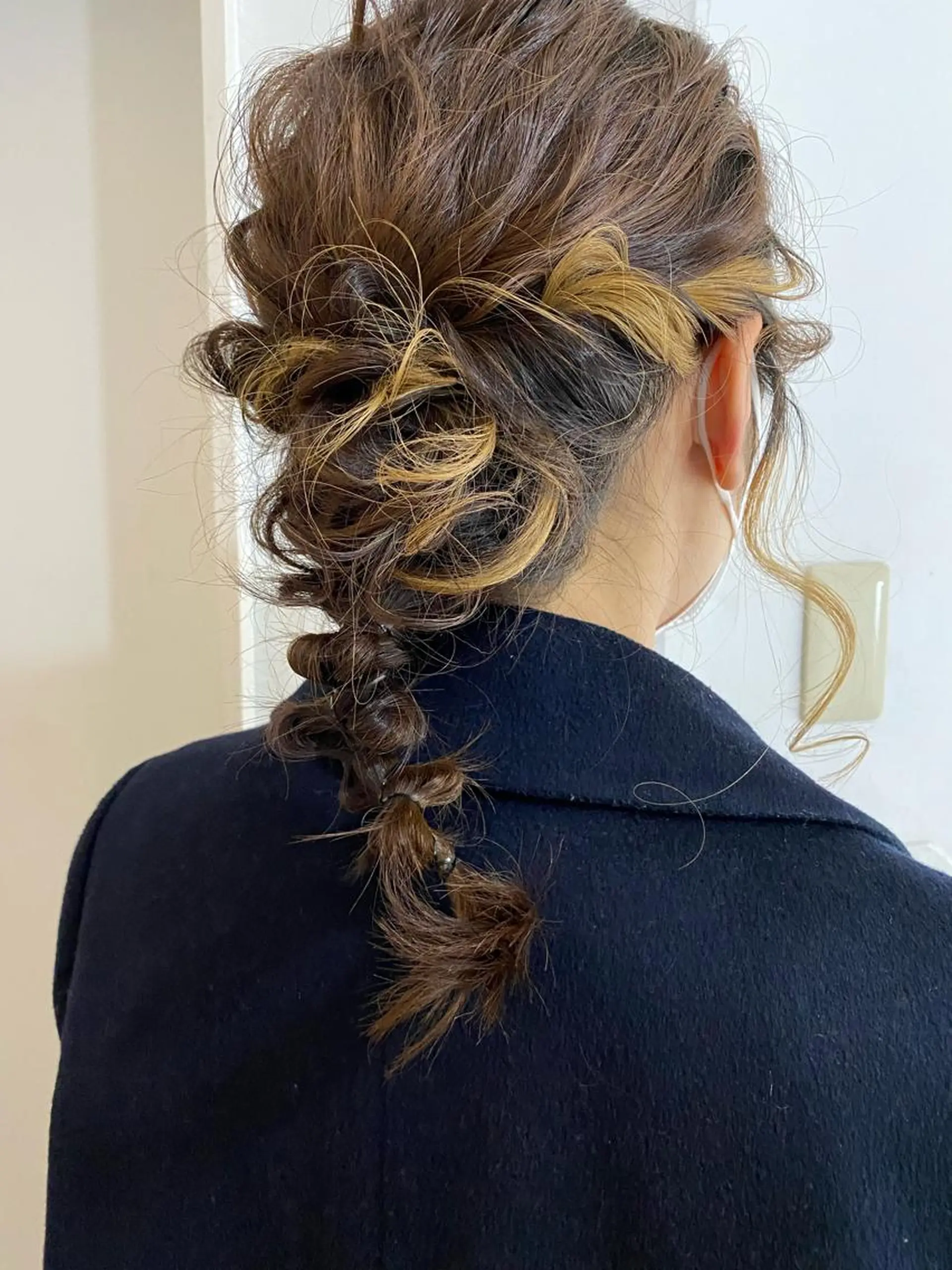 ミディアム ヘアアレンジ ツキノキ ミナのヘアスタイル