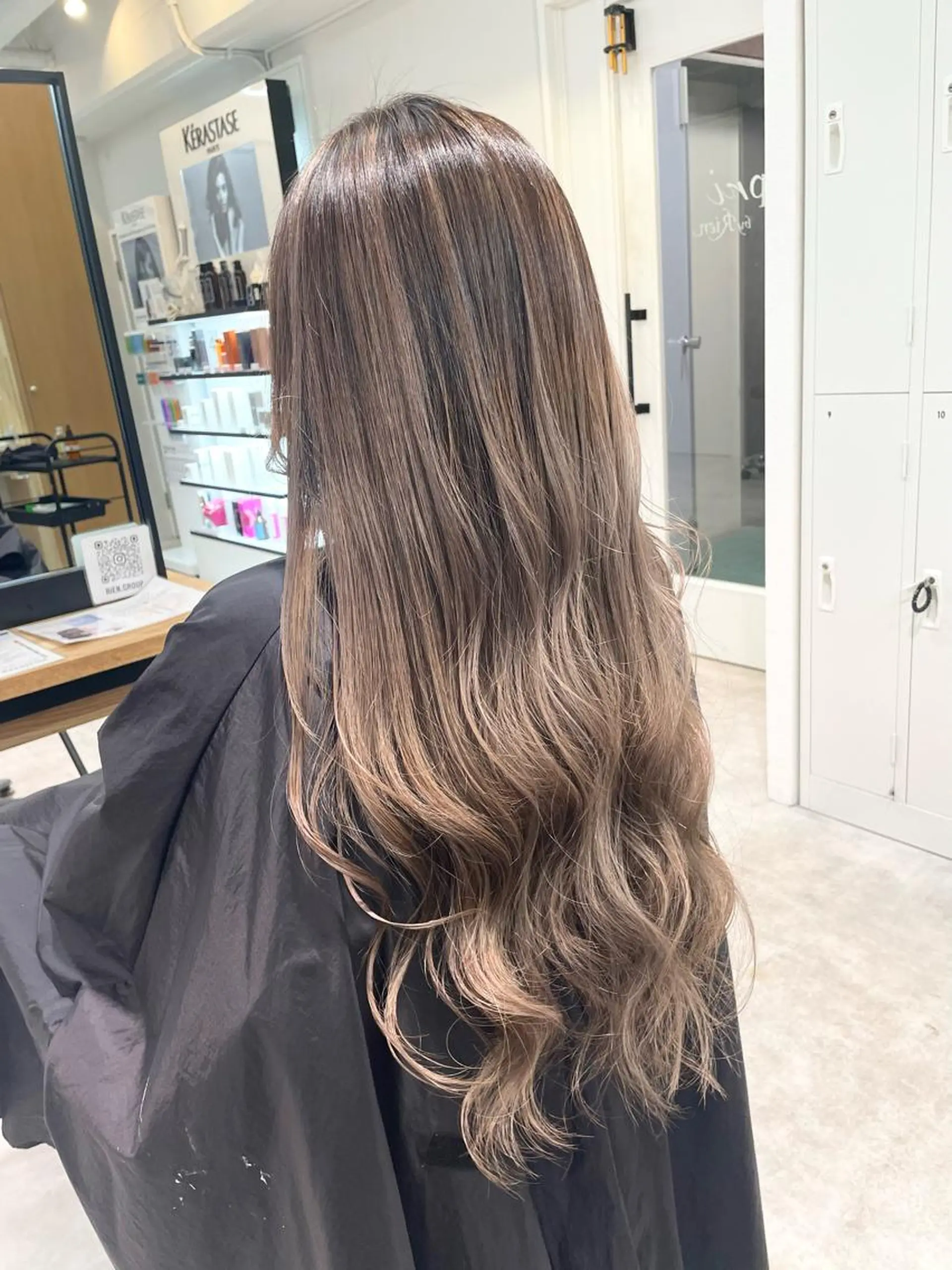 ロング カラー バレイヤージュ ハイライトカラー ハイライト レイヤーカット 田中大星 /ボブ 縮毛矯正のヘアスタイル