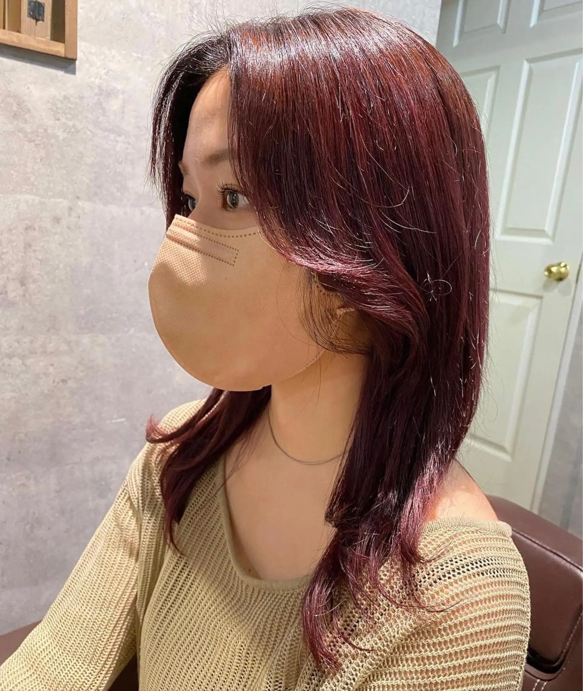 ロング カラー レッドカラー 中西 彩愛のヘアスタイル