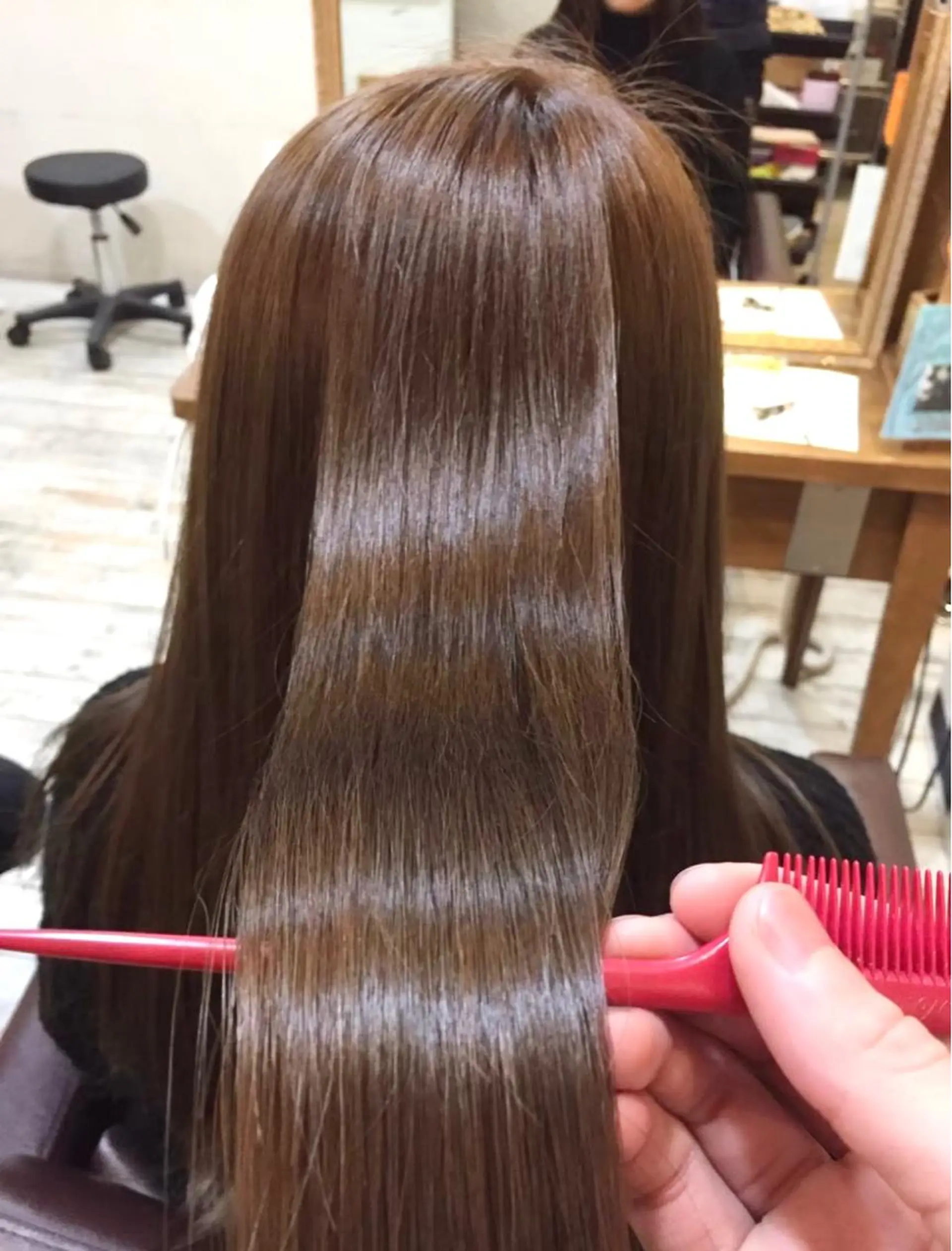 ロング ENIF ヤマグチアツコのヘアスタイル