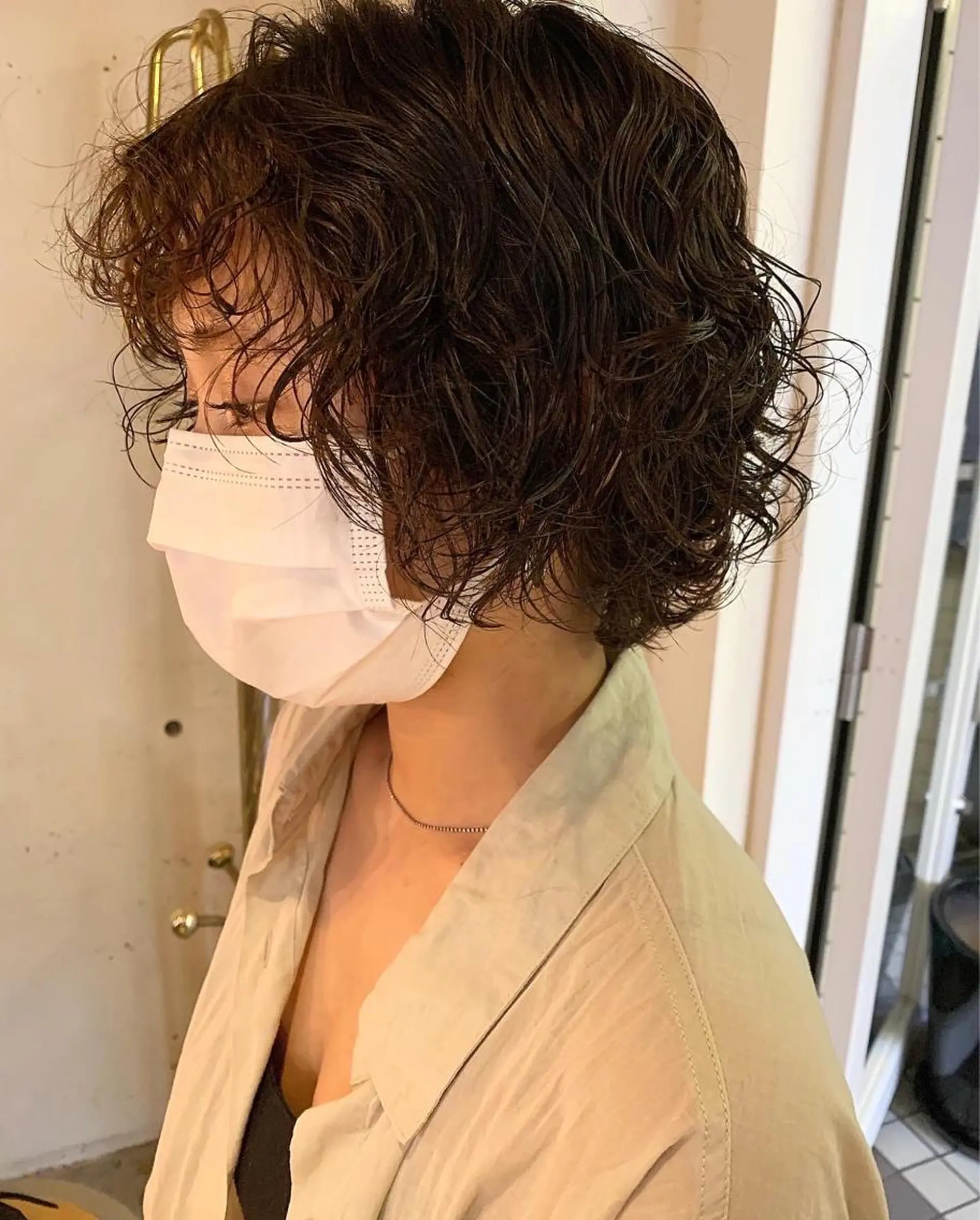 ショート パーマ くせ毛 伸ばしかけ ショートヘア パーマ美容師 hanaのヘアスタイル