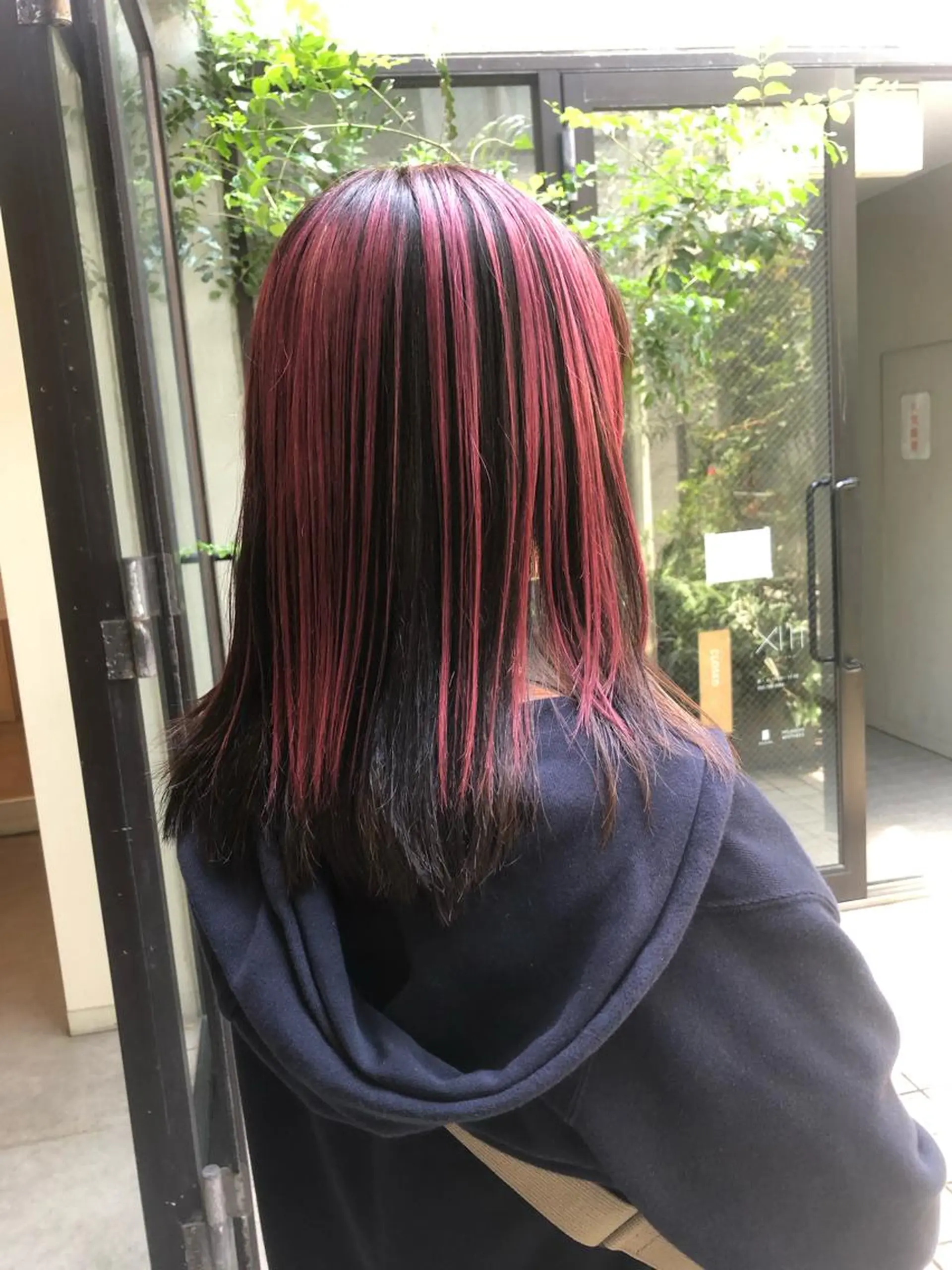 カラー 竹内 絢香のヘアスタイル