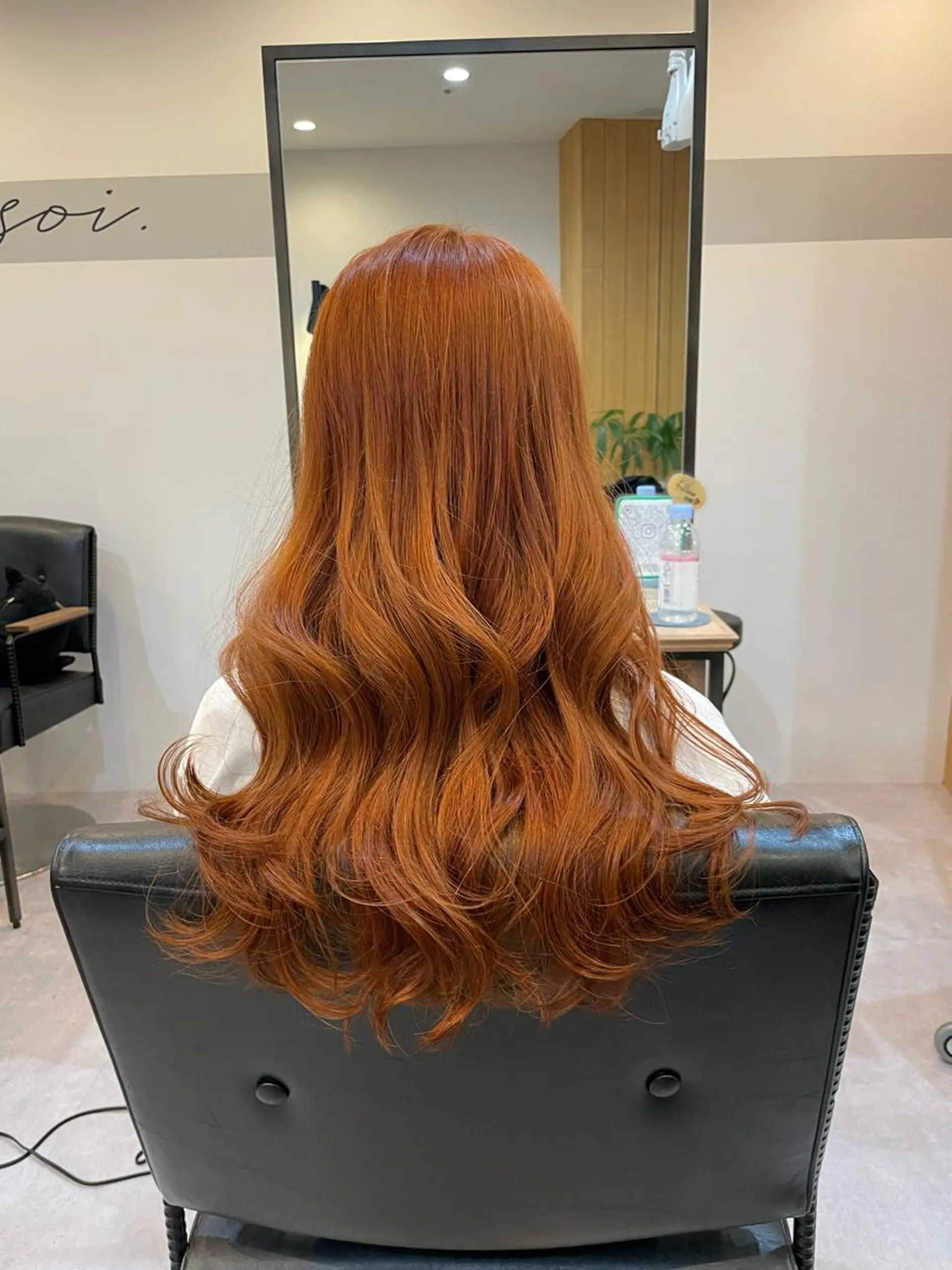 セミロング カラー akane .のヘアスタイル