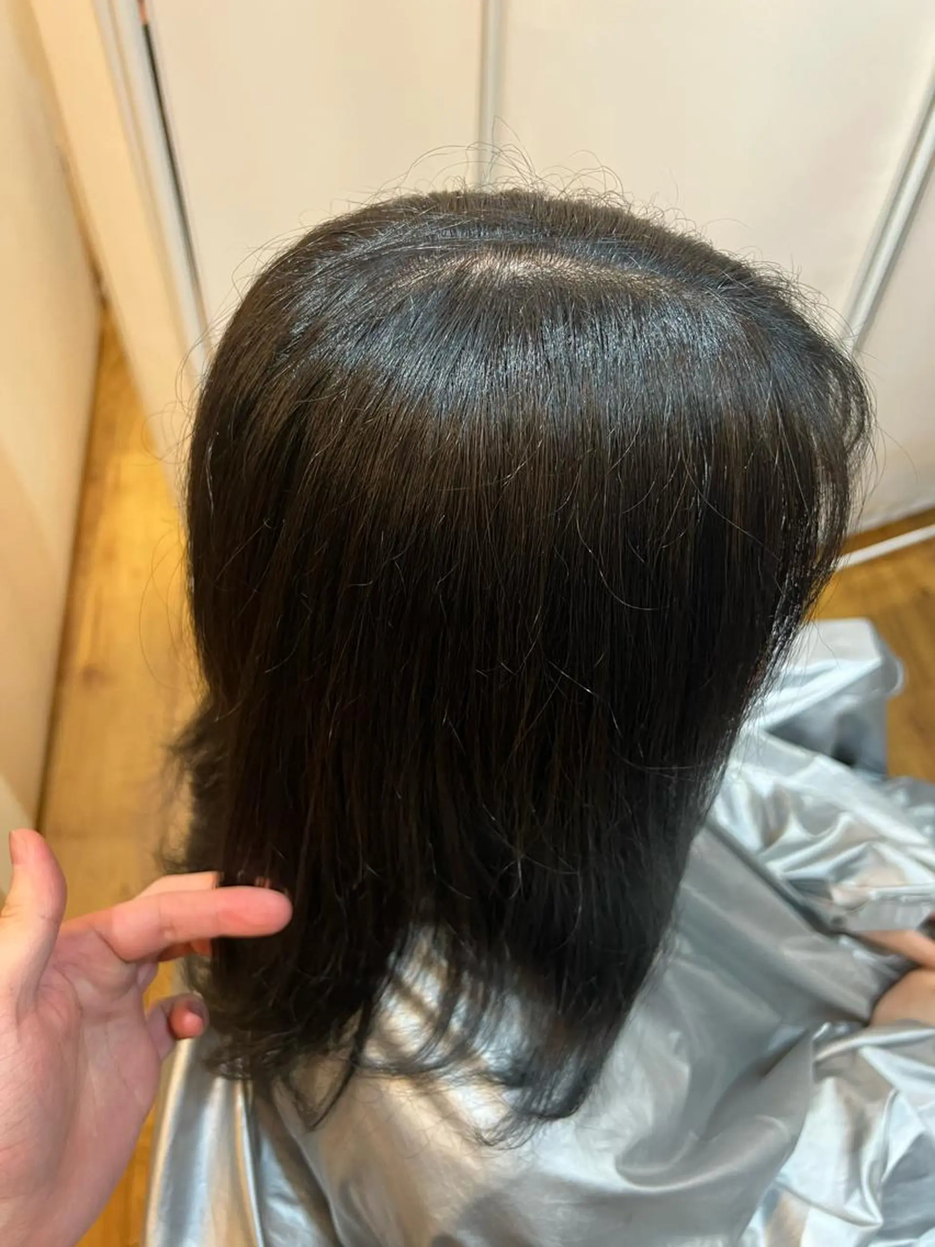 カラー 須永 優希のヘアスタイル