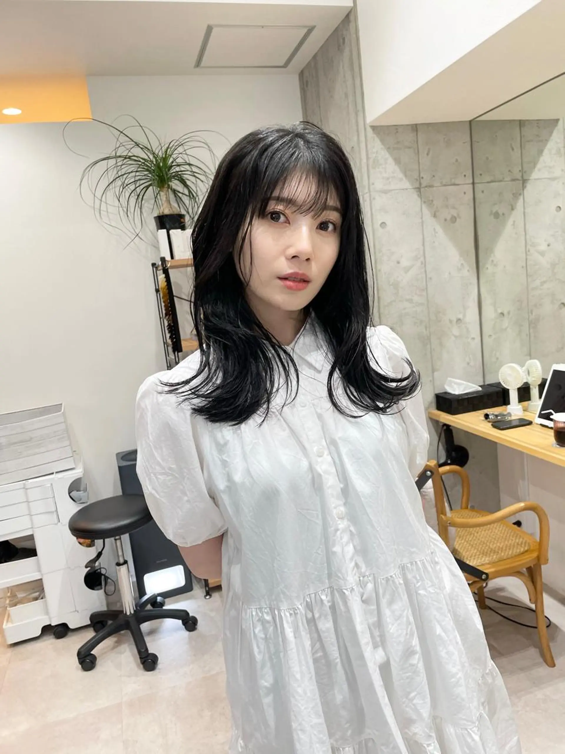 ミディアム くびれヘア 韓国風ヘア レイヤーカット カット ヘアカラー トリートメント ✨透明感カラー/縮毛 恵比寿HAYATO✨のヘアスタイル