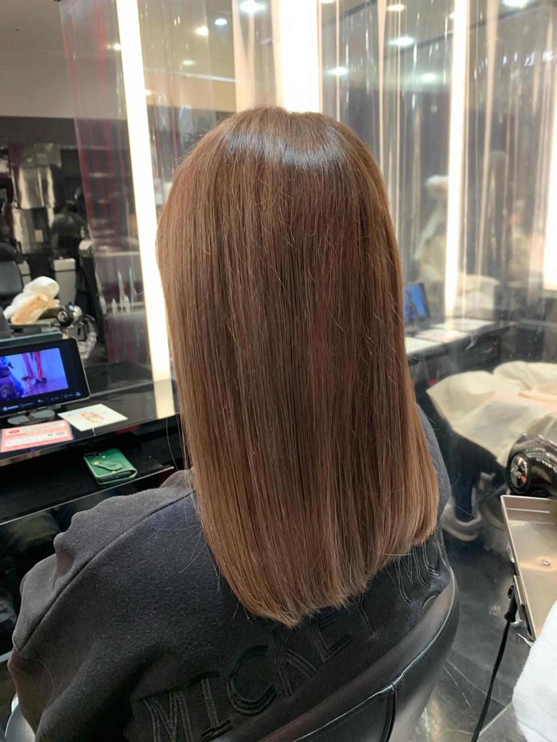 セミロング カラー 透明感カラー イルミナカラー 艶髪/白髪ぼかし ヘッドスパ/大野結菜のヘアスタイル