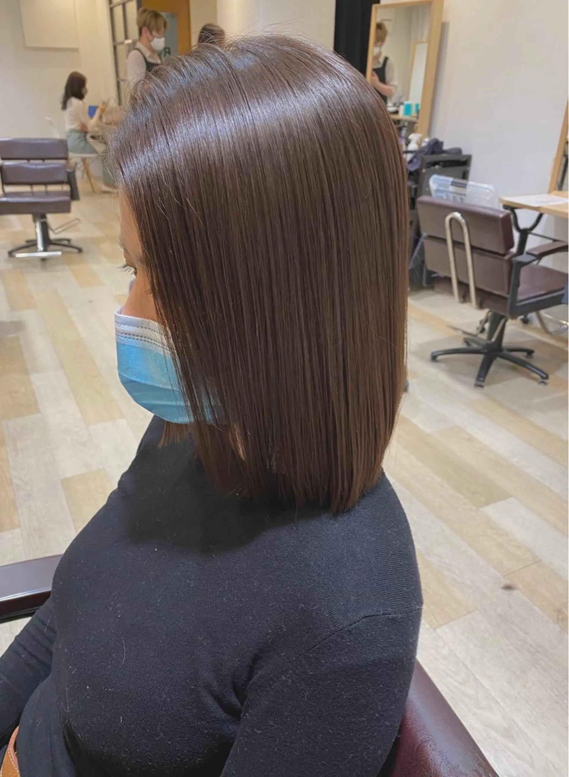 ミディアム La paix所属・パーソナルカラー lapiax阿部のヘアスタイル