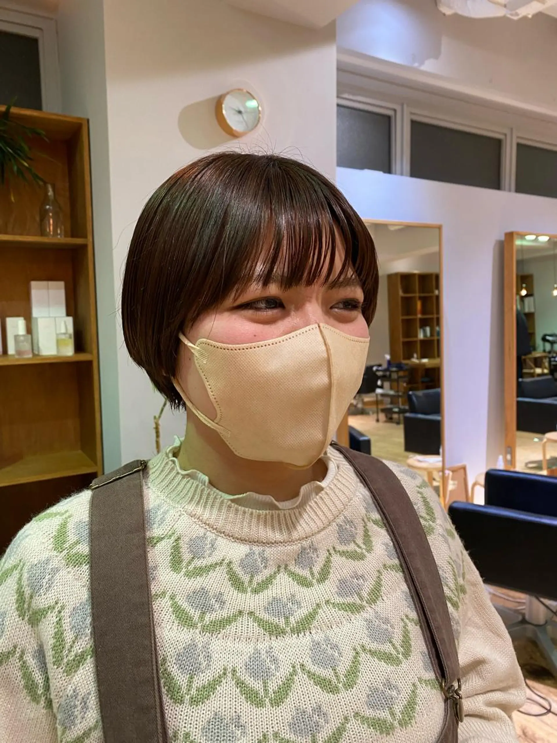 ショート 大人可愛い♡コテ巻き パーマ🌼杉田 萌恵のヘアスタイル