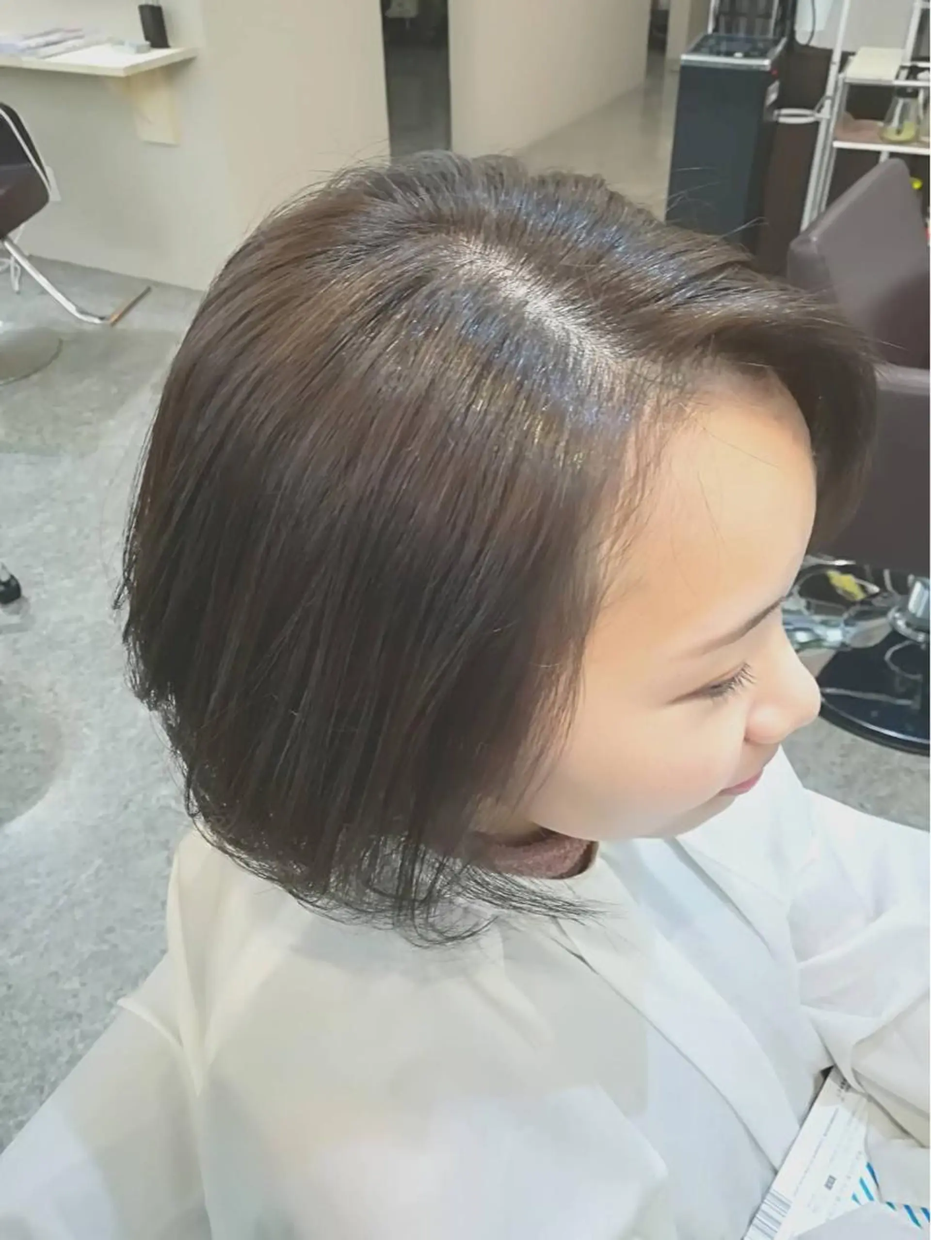 ミディアム カラー aroot 町田駅徒歩10秒のヘアスタイル