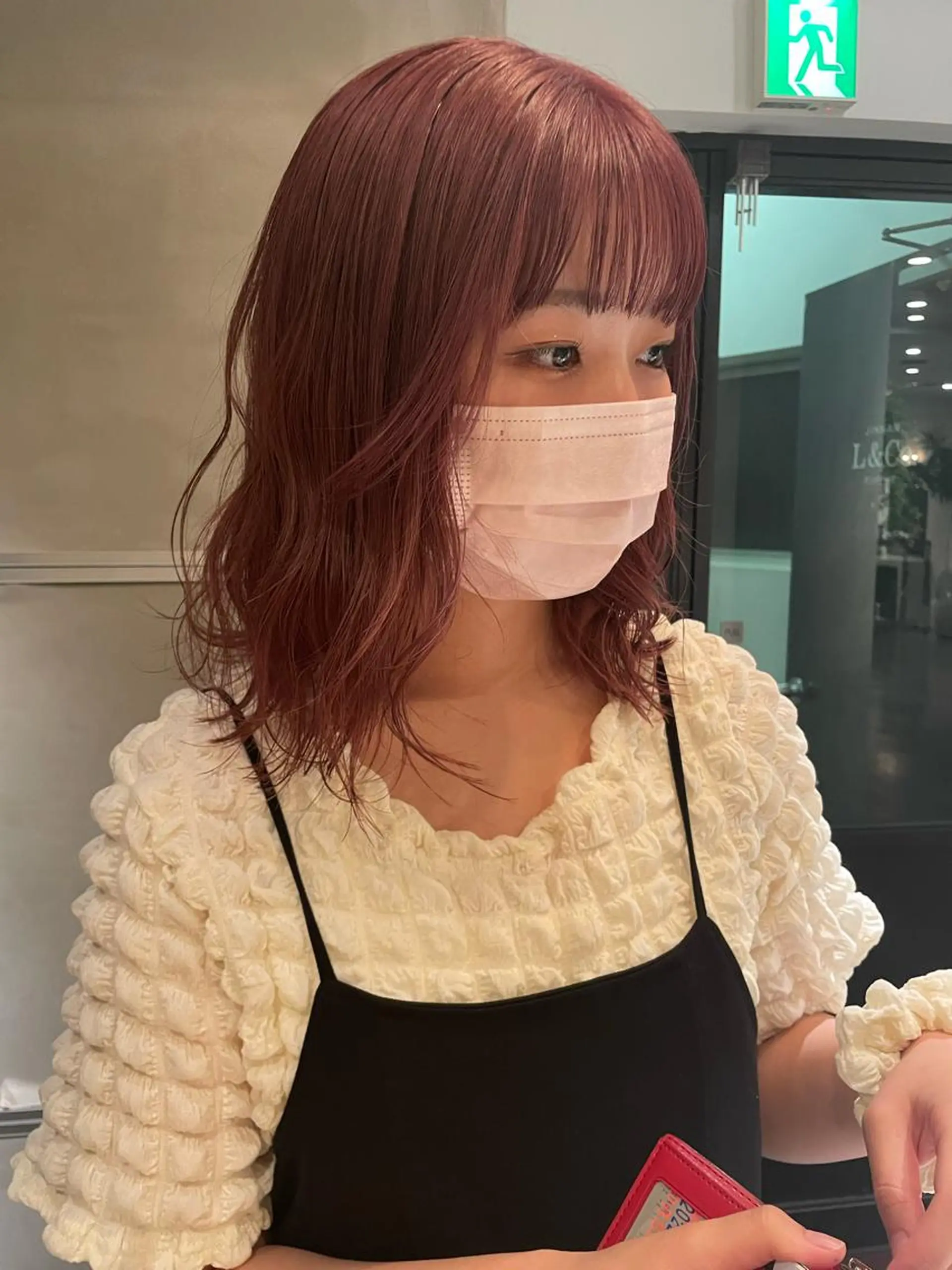 ミディアム カラー 大人girly🛋️ 🤍yukakoのヘアスタイル