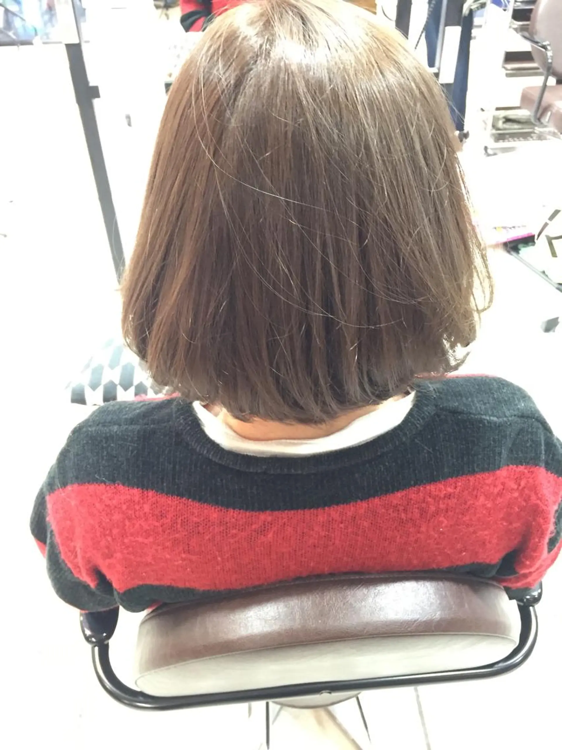 ミディアム カラー アッシュ ボブ 西村 達哉のヘアスタイル