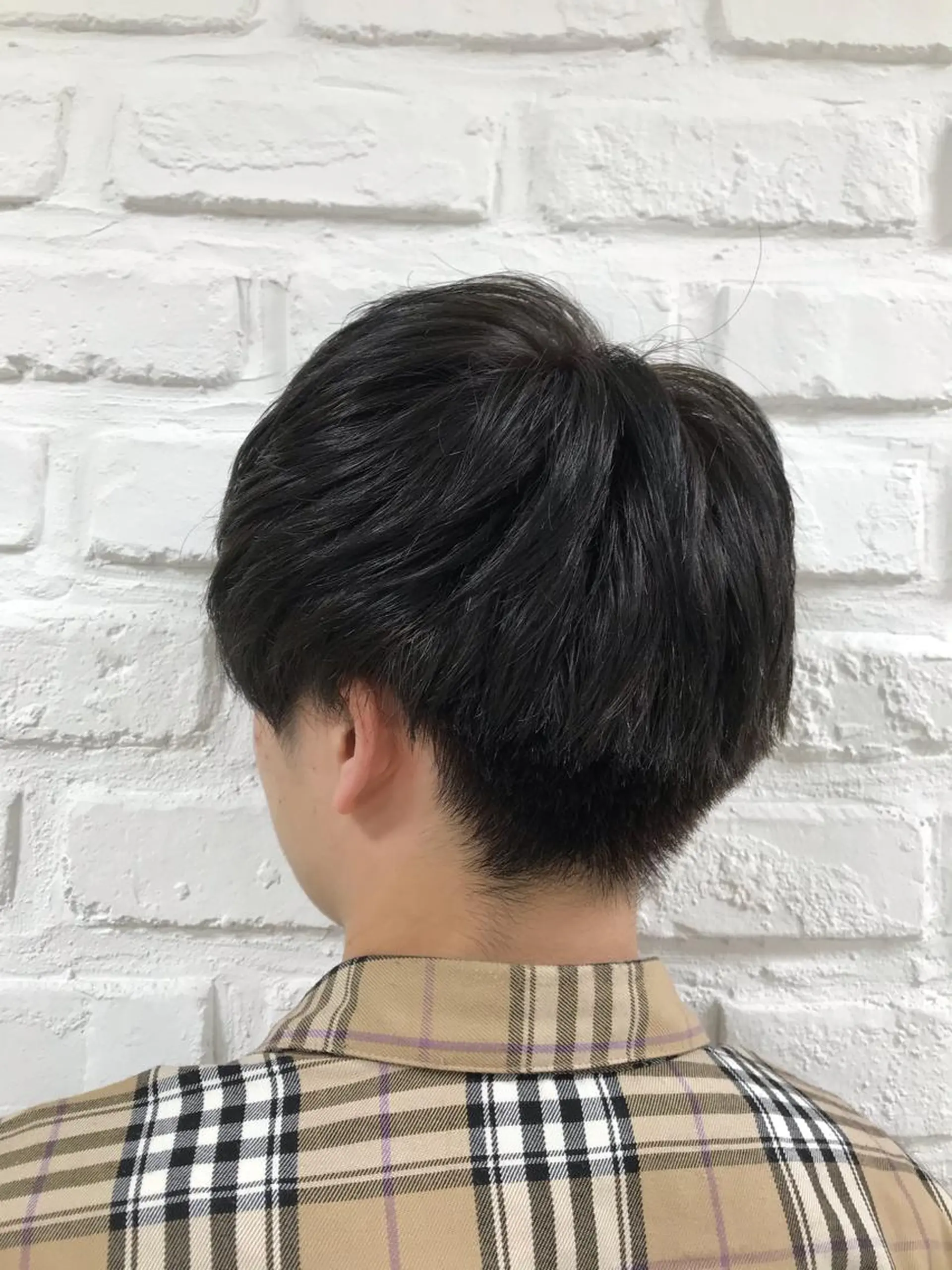 カラー メンズ メンズハイライト アッシュ 透明感カラー ハイライトカラー イルミナカラー 【暖色カラー特化】 中山由梨のヘアスタイル