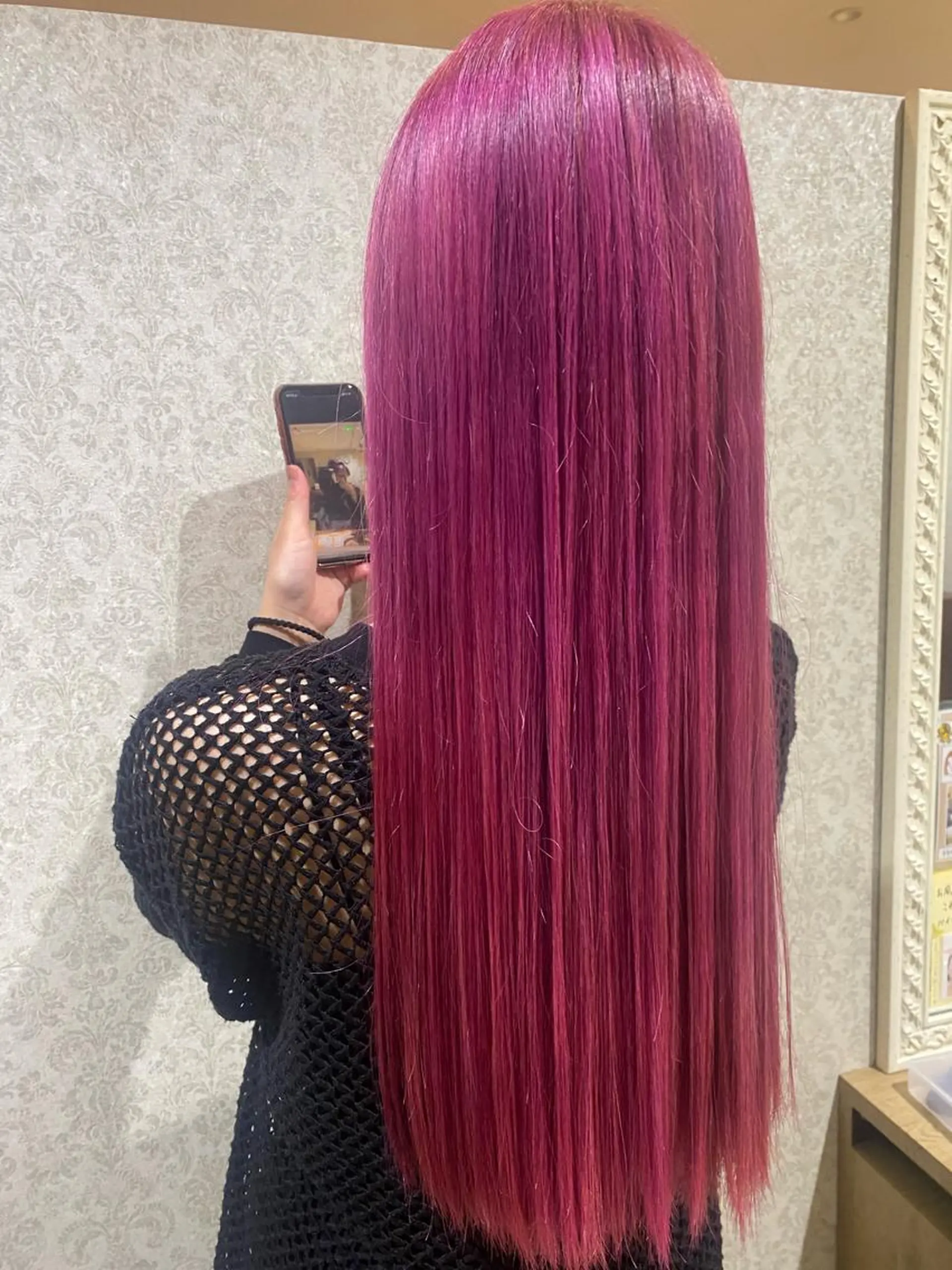 ロング 辻 友里香のヘアスタイル