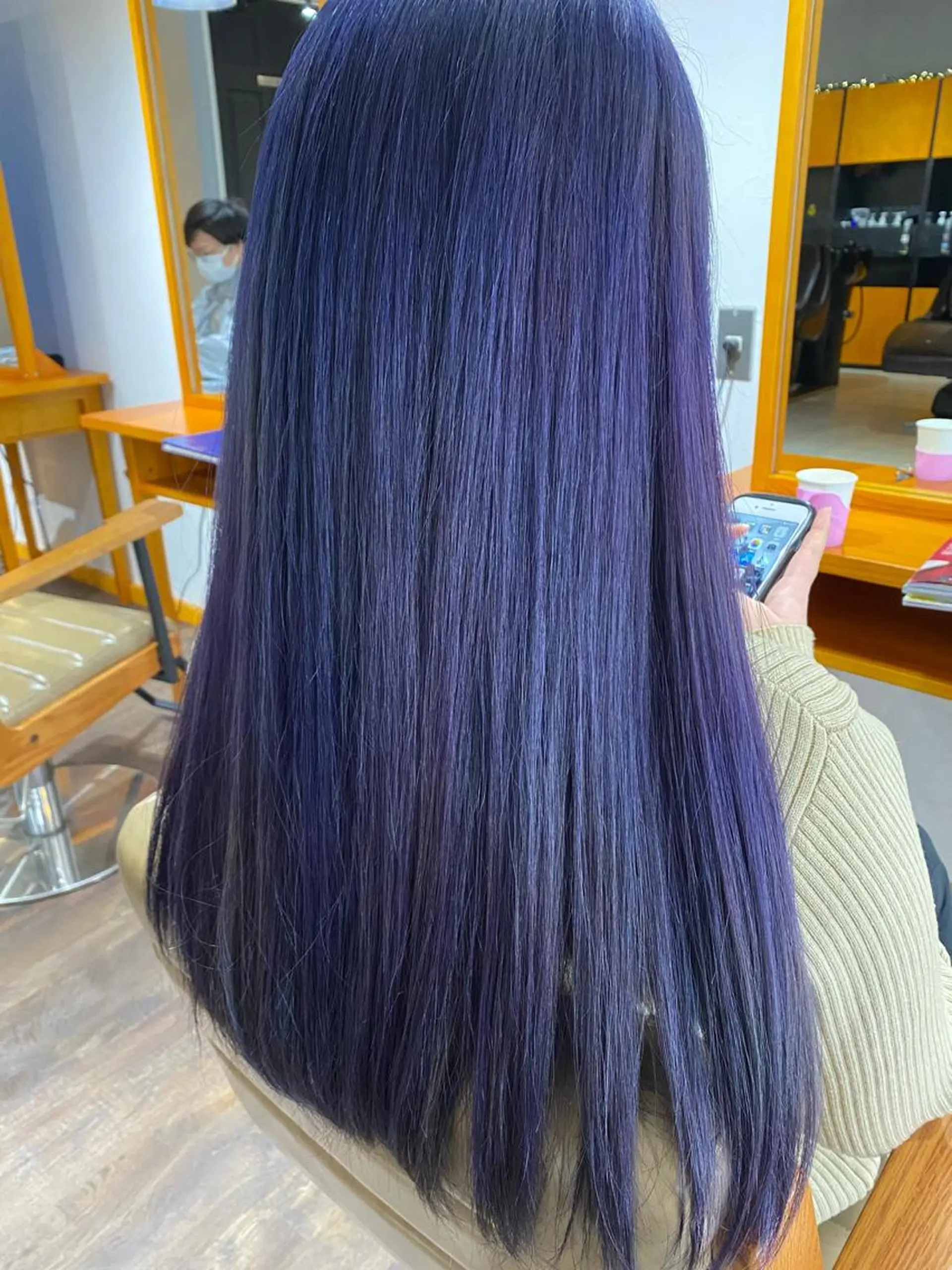 ロング カラー ブルーカラー ネイビーカラー ヘアカラー TOMOKO 髪質改善💫縮毛矯正のヘアスタイル
