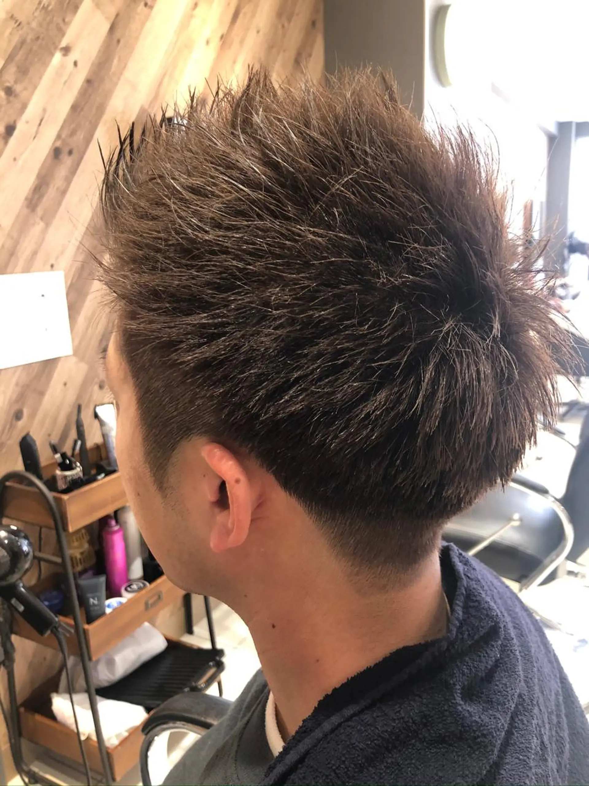 ショート ムラカミ .のヘアスタイル